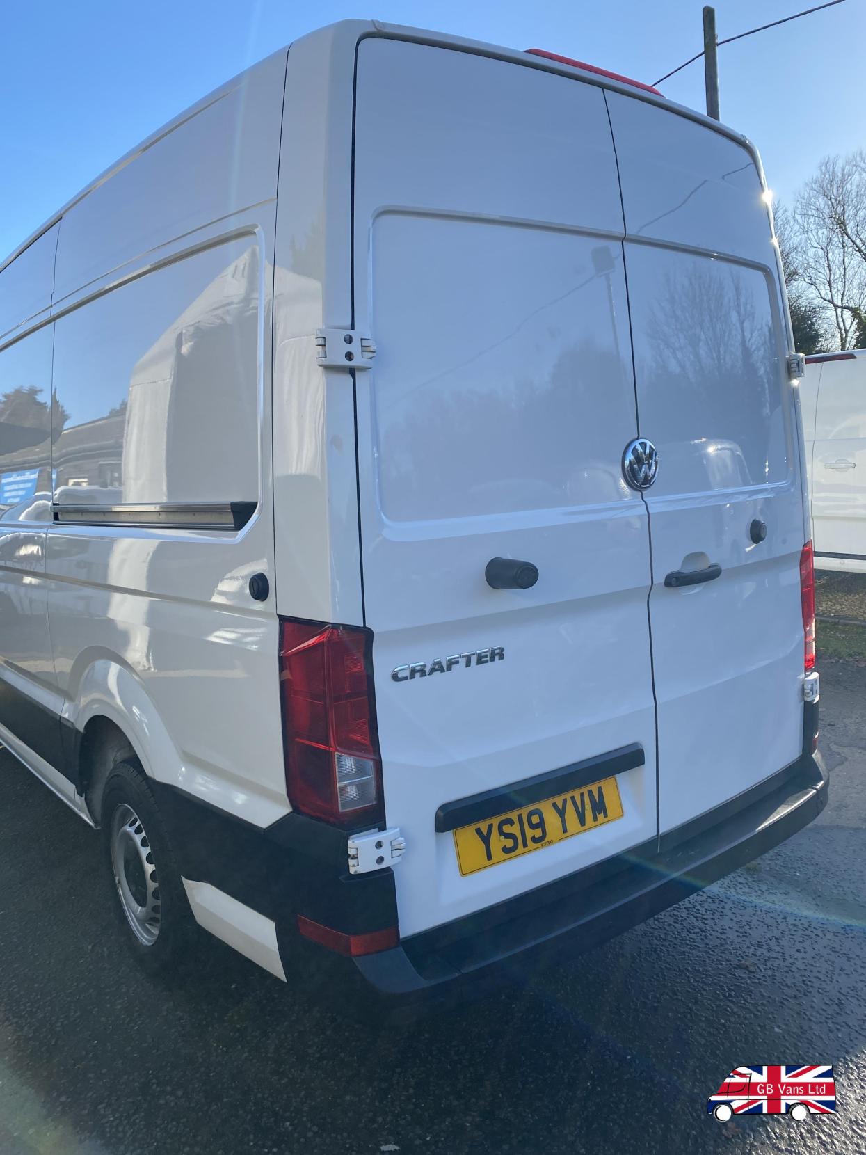 Volkswagen Crafter 2.0 TDI CR35 BlueMotion Tech Trendline Panel Van 5dr Diesel Manual FWD MWB High Roof Euro 6 (s/s) (140 ps)