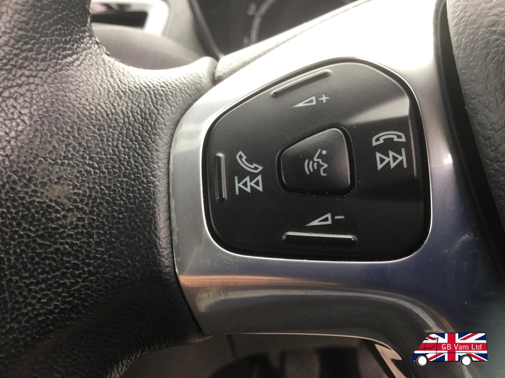 Ford Fiesta 1.25 Zetec Hatchback 3dr Petrol Manual Euro 6 (82 ps)