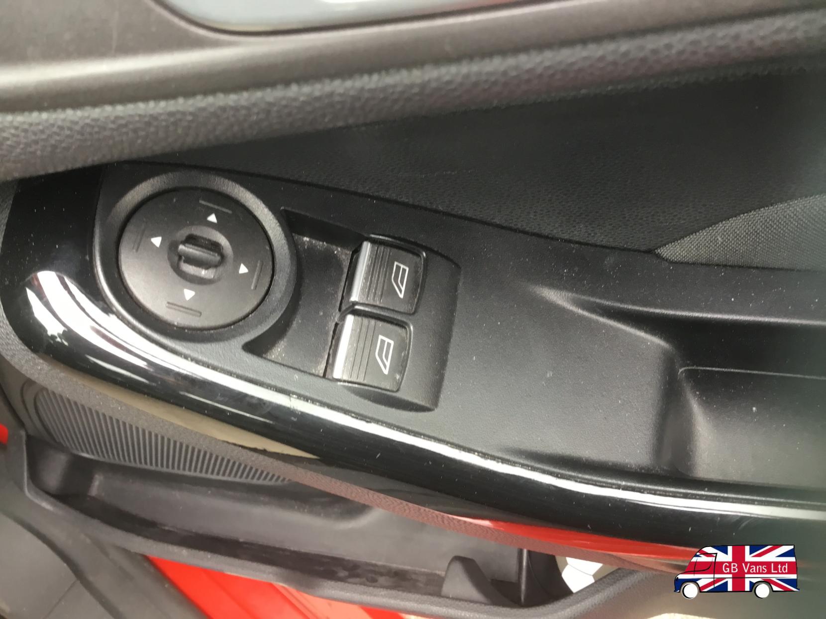 Ford Fiesta 1.25 Zetec Hatchback 3dr Petrol Manual Euro 6 (82 ps)