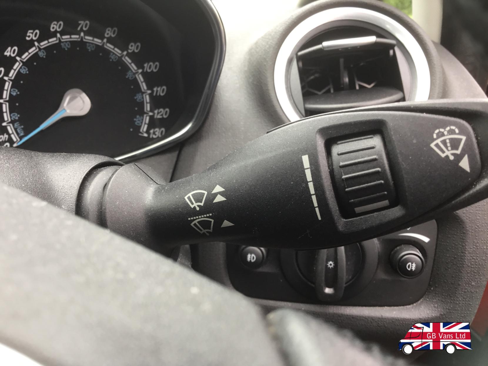 Ford Fiesta 1.25 Zetec Hatchback 3dr Petrol Manual Euro 6 (82 ps)