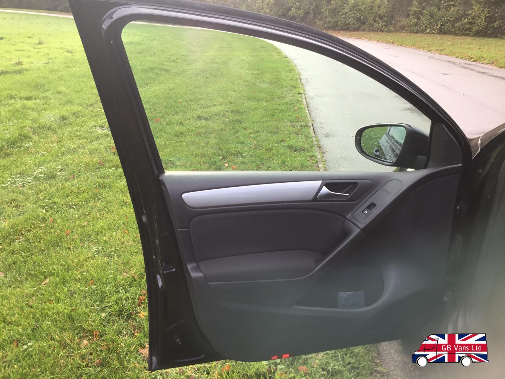 Volkswagen Golf 1.4 Twist Hatchback 5dr Petrol Manual Euro 5 (80 ps)