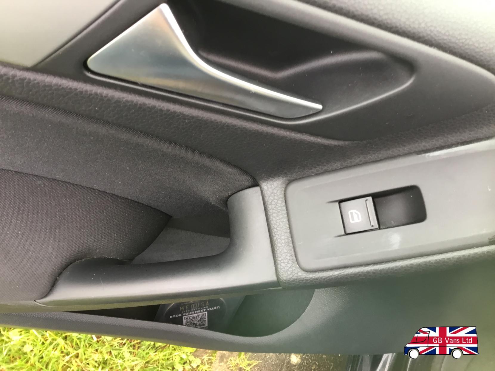 Volkswagen Golf 1.4 Twist Hatchback 5dr Petrol Manual Euro 5 (80 ps)