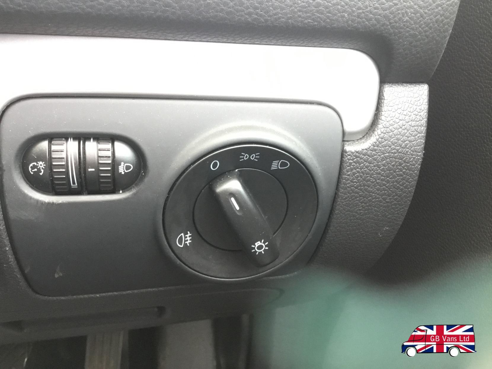 Volkswagen Golf 1.4 Twist Hatchback 5dr Petrol Manual Euro 5 (80 ps)