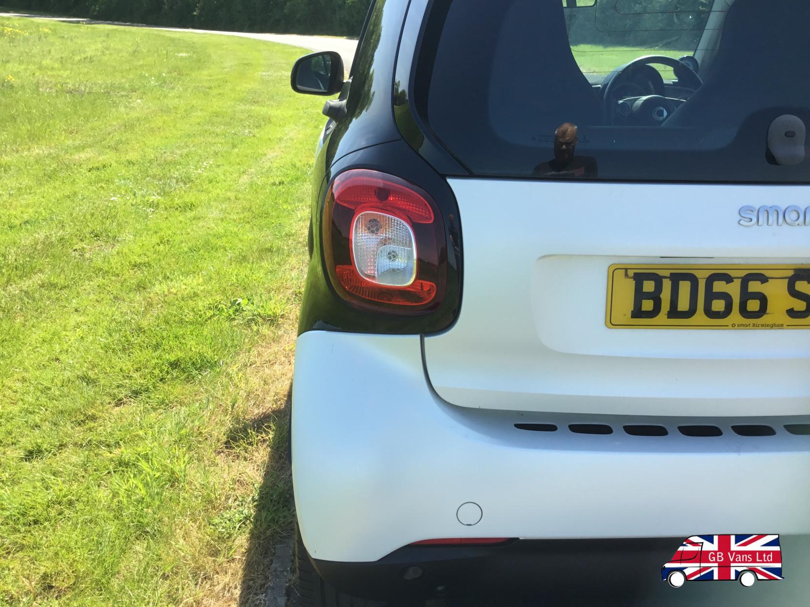 Smart fortwo 1.0 Prime (Premium) Coupe 2dr Petrol Twinamic Euro 6 (s/s) (71 ps)