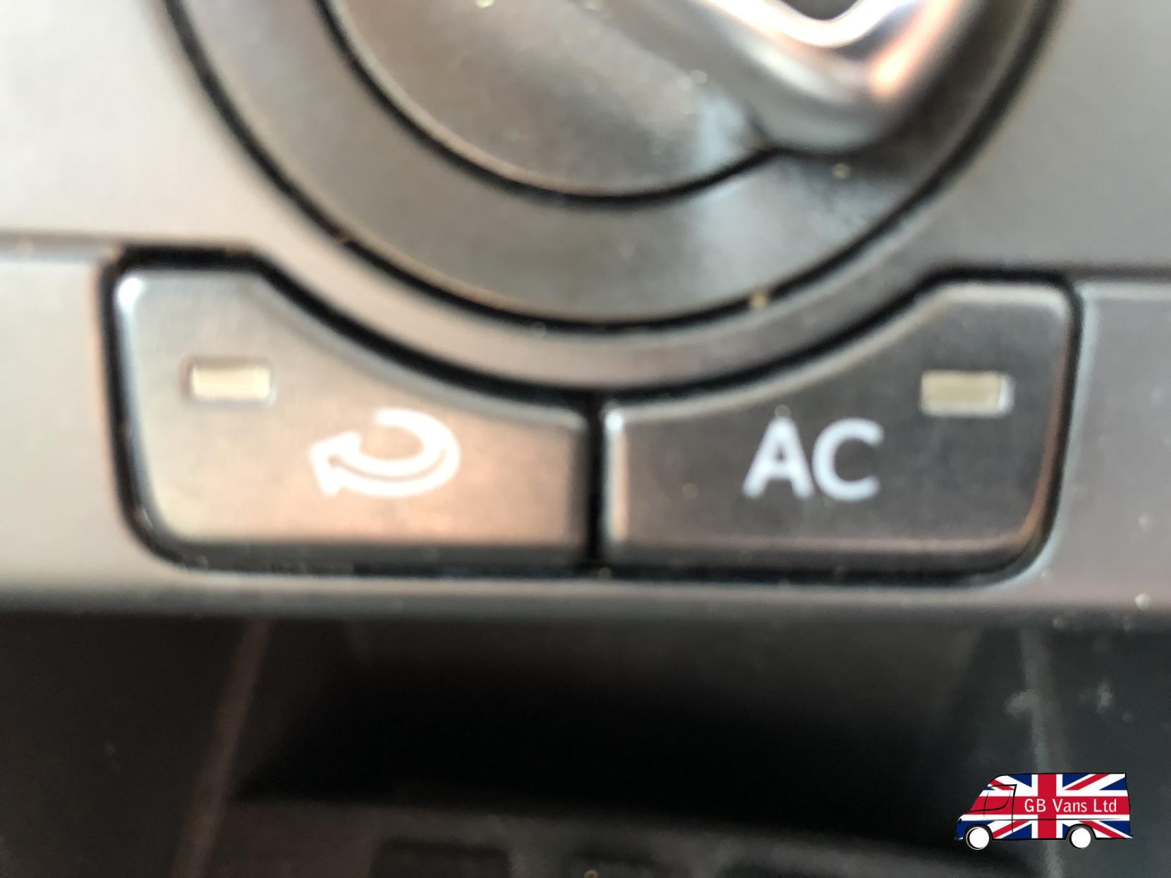 Volkswagen Polo 1.2 Match Edition Hatchback 5dr Petrol Manual Euro 5 (60 ps)