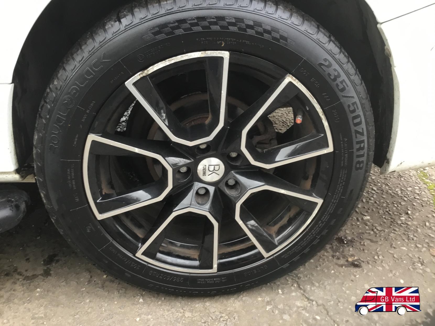 Vauxhall Vivaro 1.6 CDTi 2900 Sportive Crew Van Double Cab 5dr Diesel Manual L2 H1 Euro 5 (6 Seat) (115 ps)