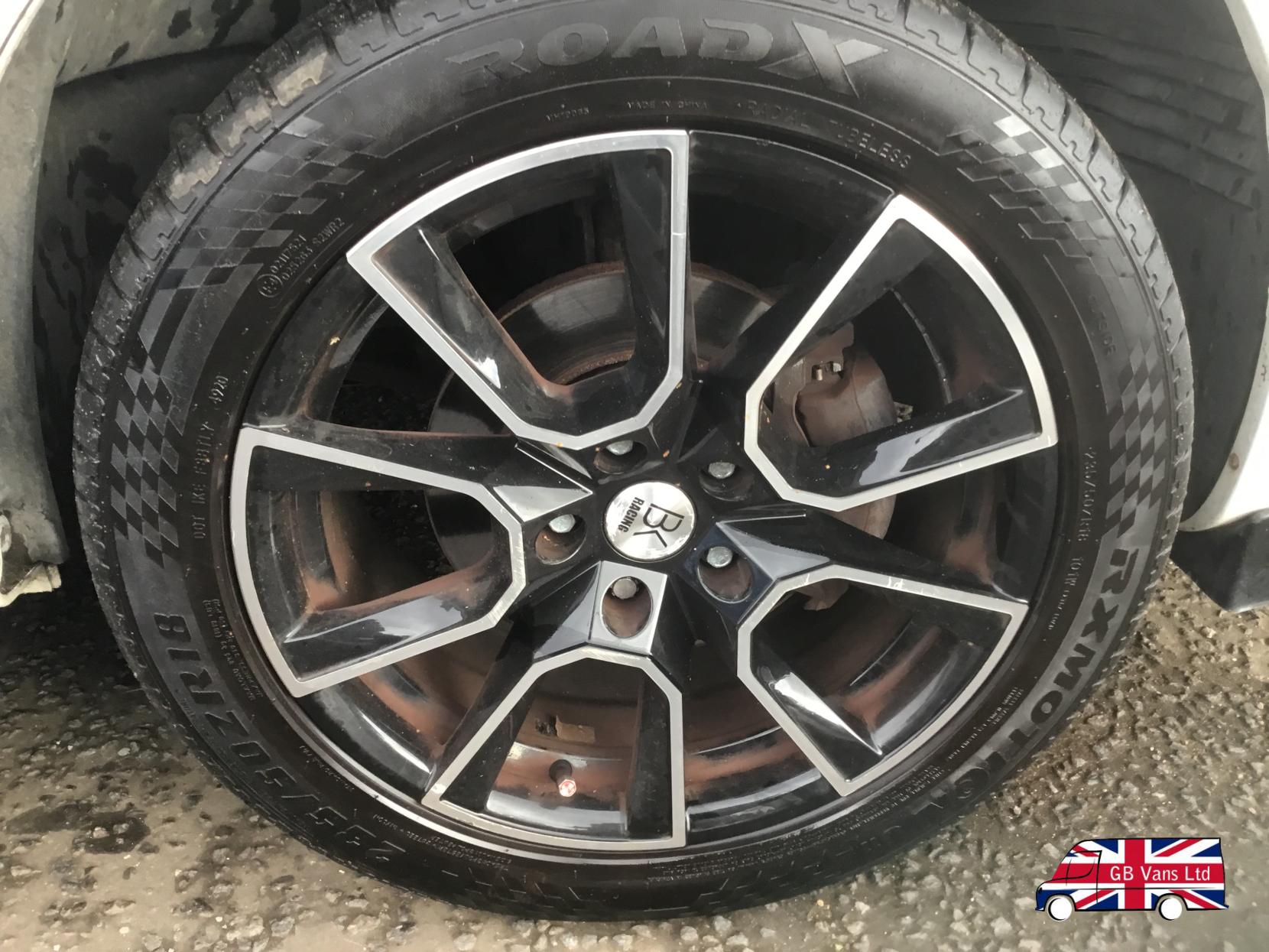 Vauxhall Vivaro 1.6 CDTi 2900 Sportive Crew Van Double Cab 5dr Diesel Manual L2 H1 Euro 5 (6 Seat) (115 ps)