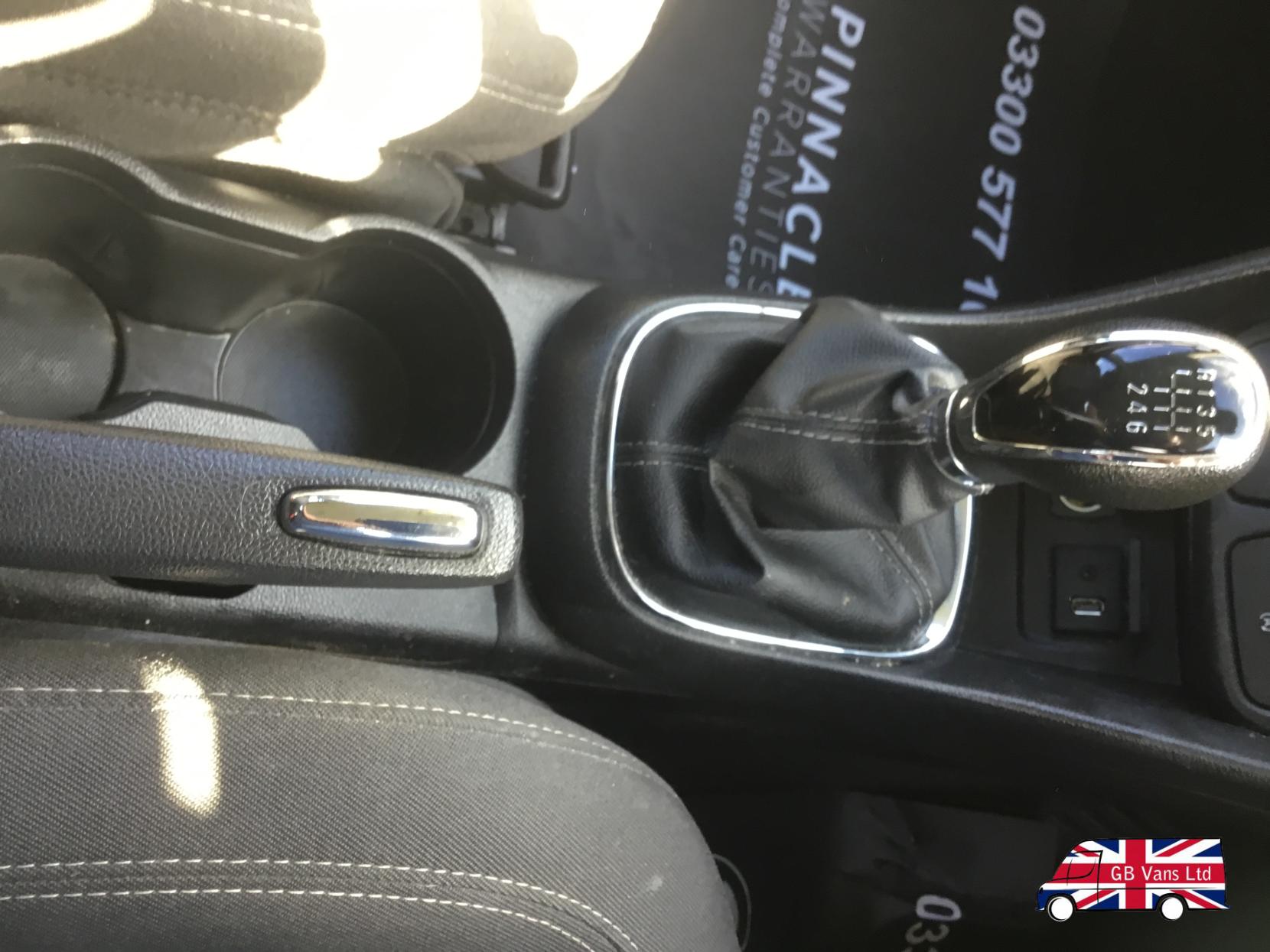 Vauxhall Mokka 1.4i Turbo Exclusiv SUV 5dr Petrol Manual 2WD Euro 6 (s/s) (140 ps)