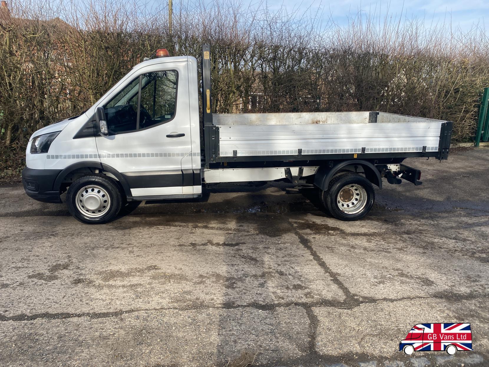 Ford Transit 2.0 350 EcoBlue Leader Chassis Cab 2dr Diesel Manual RWD L2 Euro 6 (s/s) (130 ps)