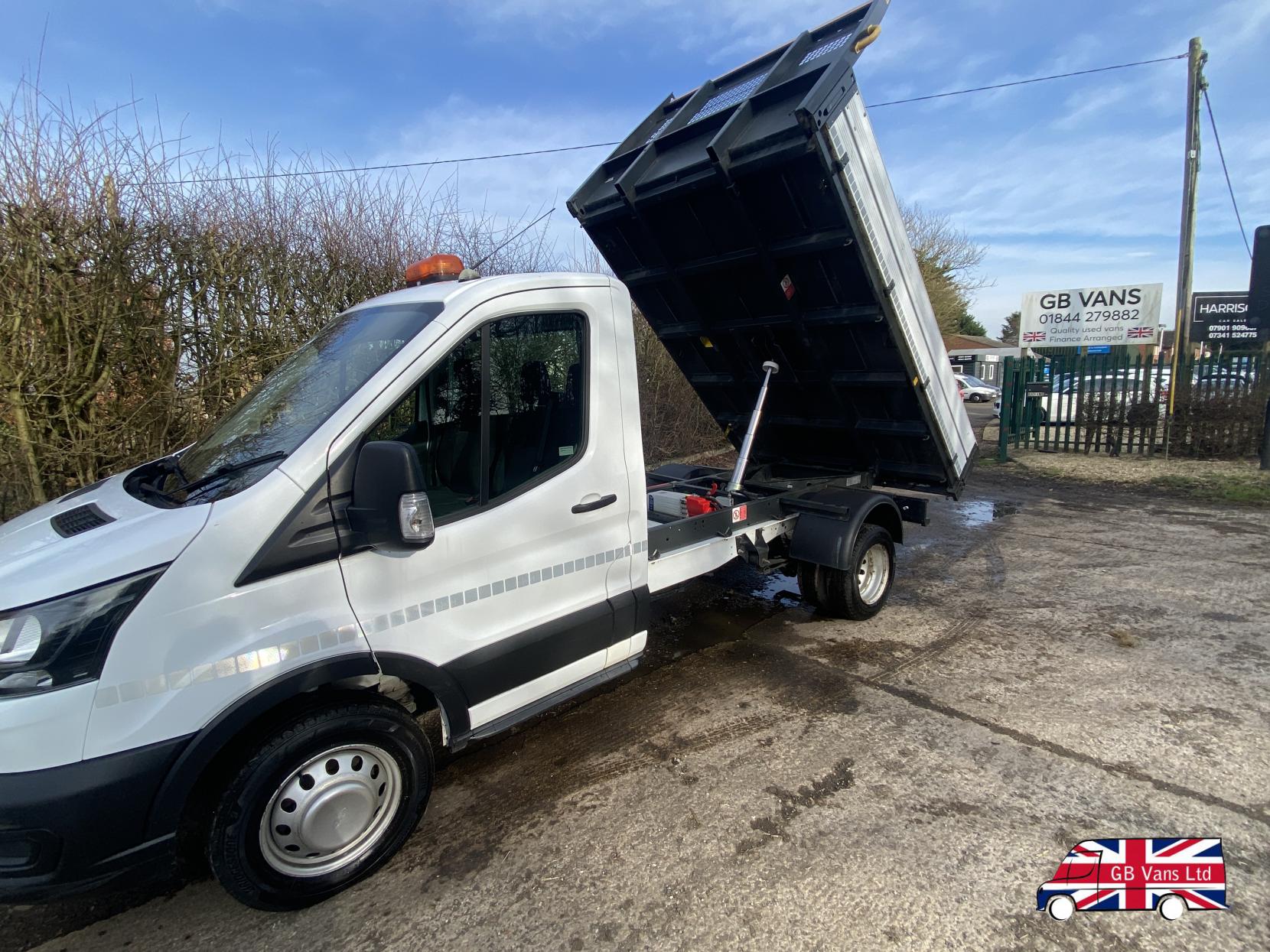 Ford Transit 2.0 350 EcoBlue Leader Chassis Cab 2dr Diesel Manual RWD L2 Euro 6 (s/s) (130 ps)