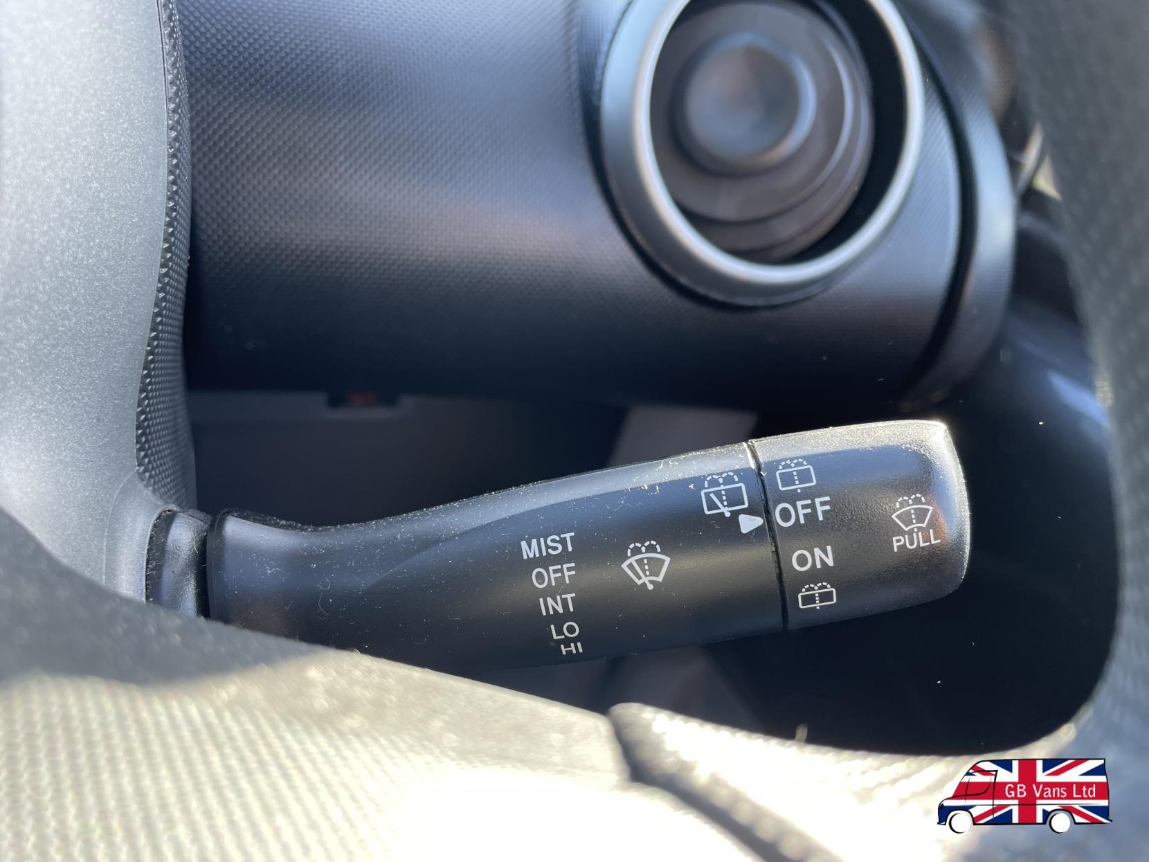 Citroen C1 1.0i VTR Hatchback 3dr Petrol Manual Euro 4 (68 ps)