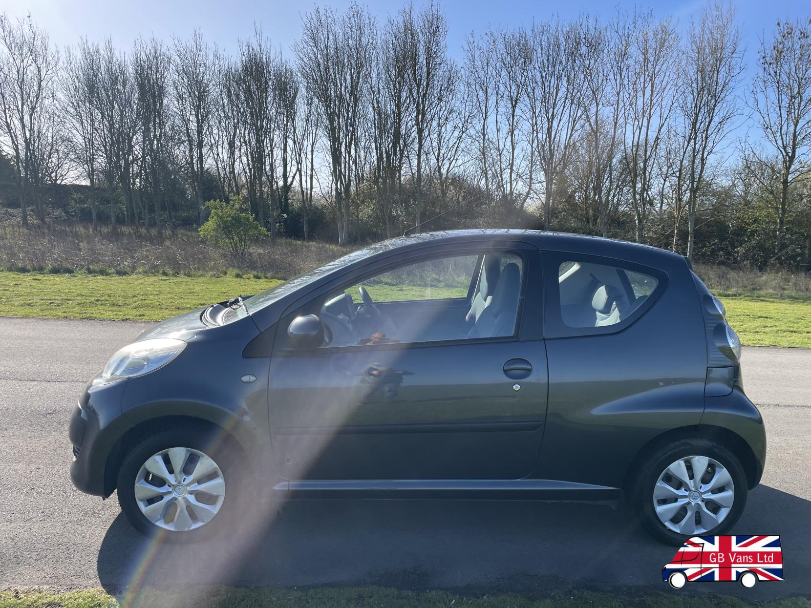 Citroen C1 1.0i VTR Hatchback 3dr Petrol Manual Euro 4 (68 ps)