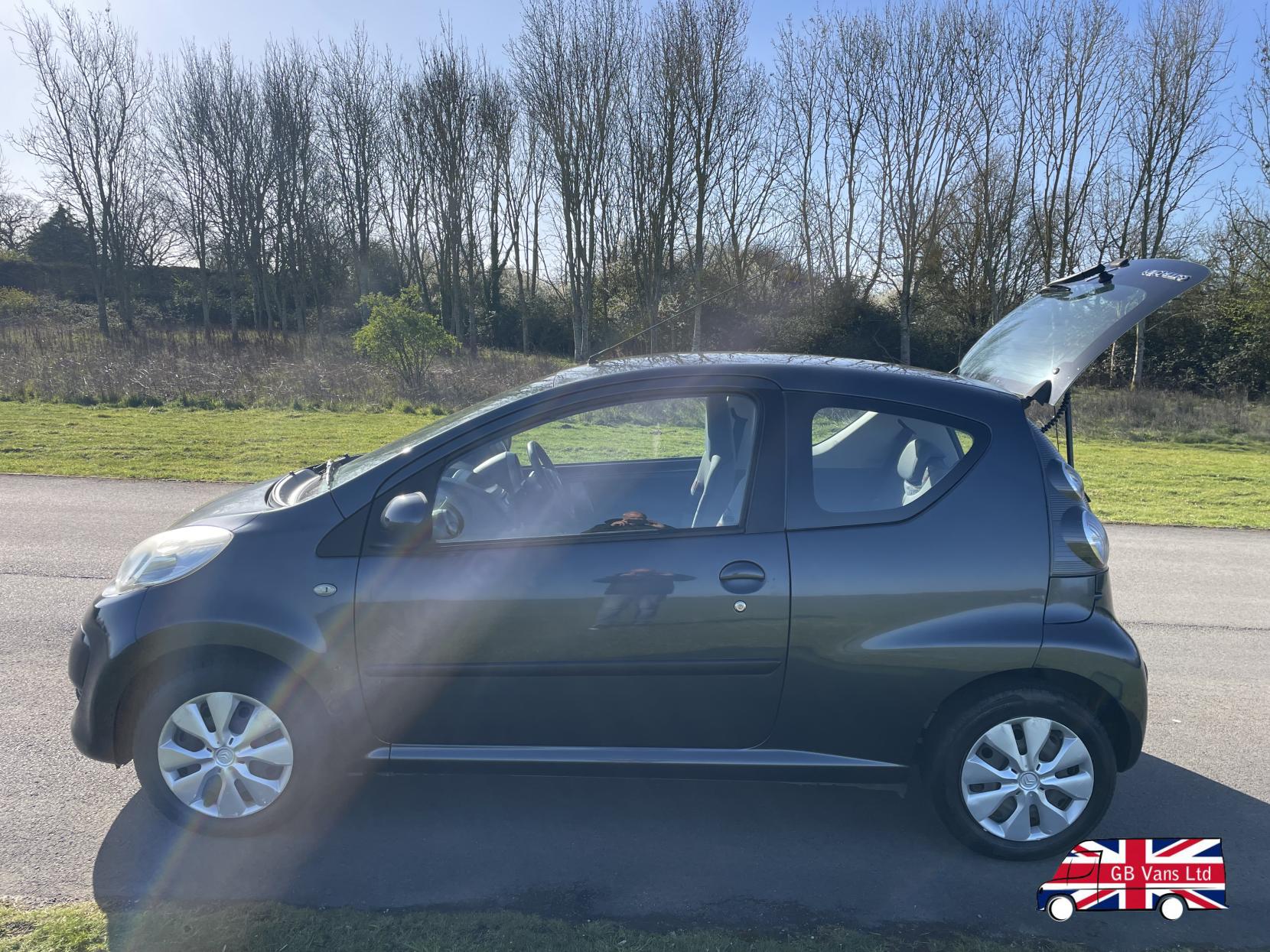 Citroen C1 1.0i VTR Hatchback 3dr Petrol Manual Euro 4 (68 ps)