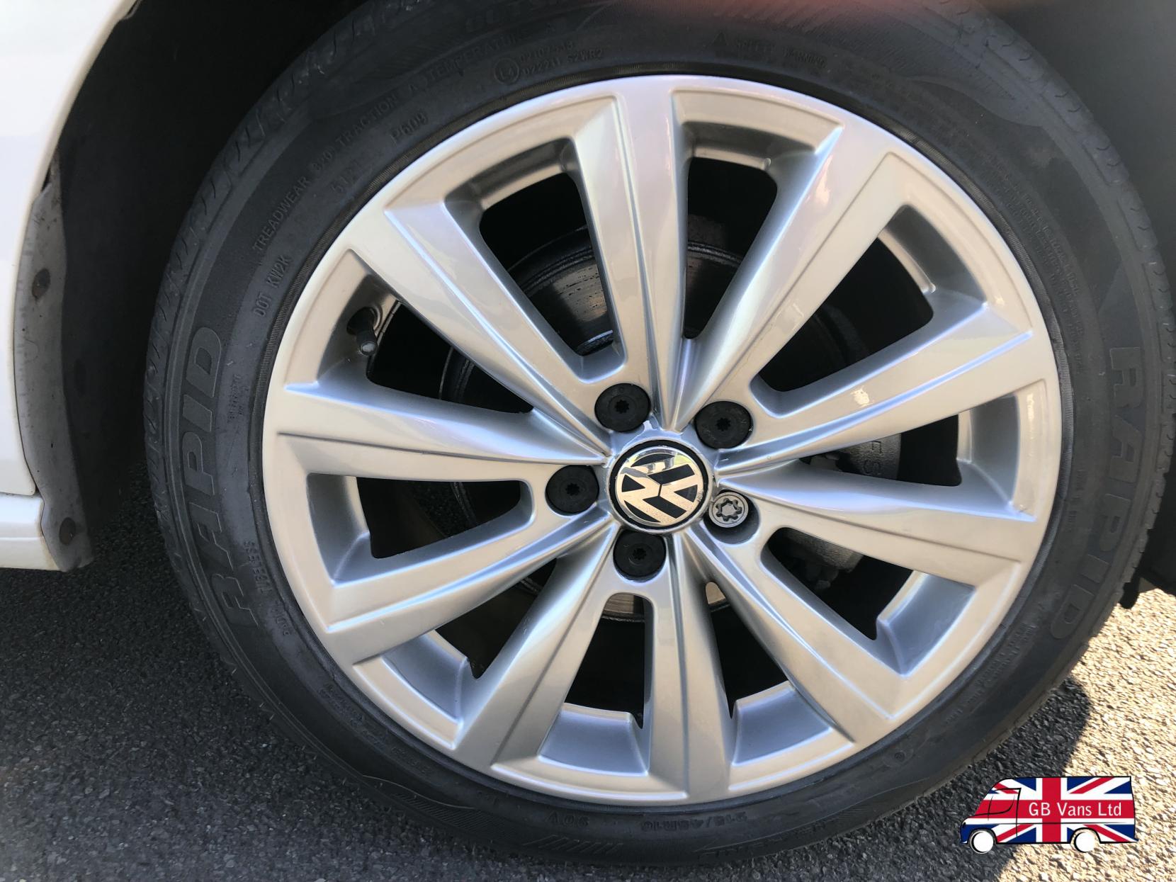 Volkswagen Polo 1.4 Match Edition Hatchback 5dr Petrol Manual Euro 5 (85 ps)