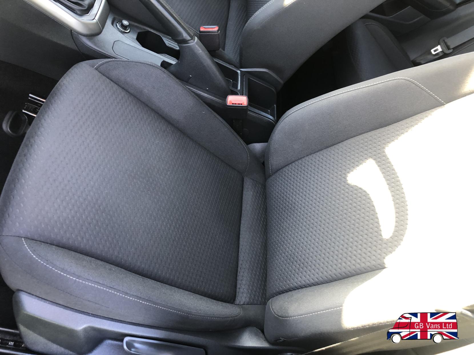 Volkswagen Polo 1.0 EVO SE Hatchback 5dr Petrol Manual Euro 6 (s/s) (65 ps)