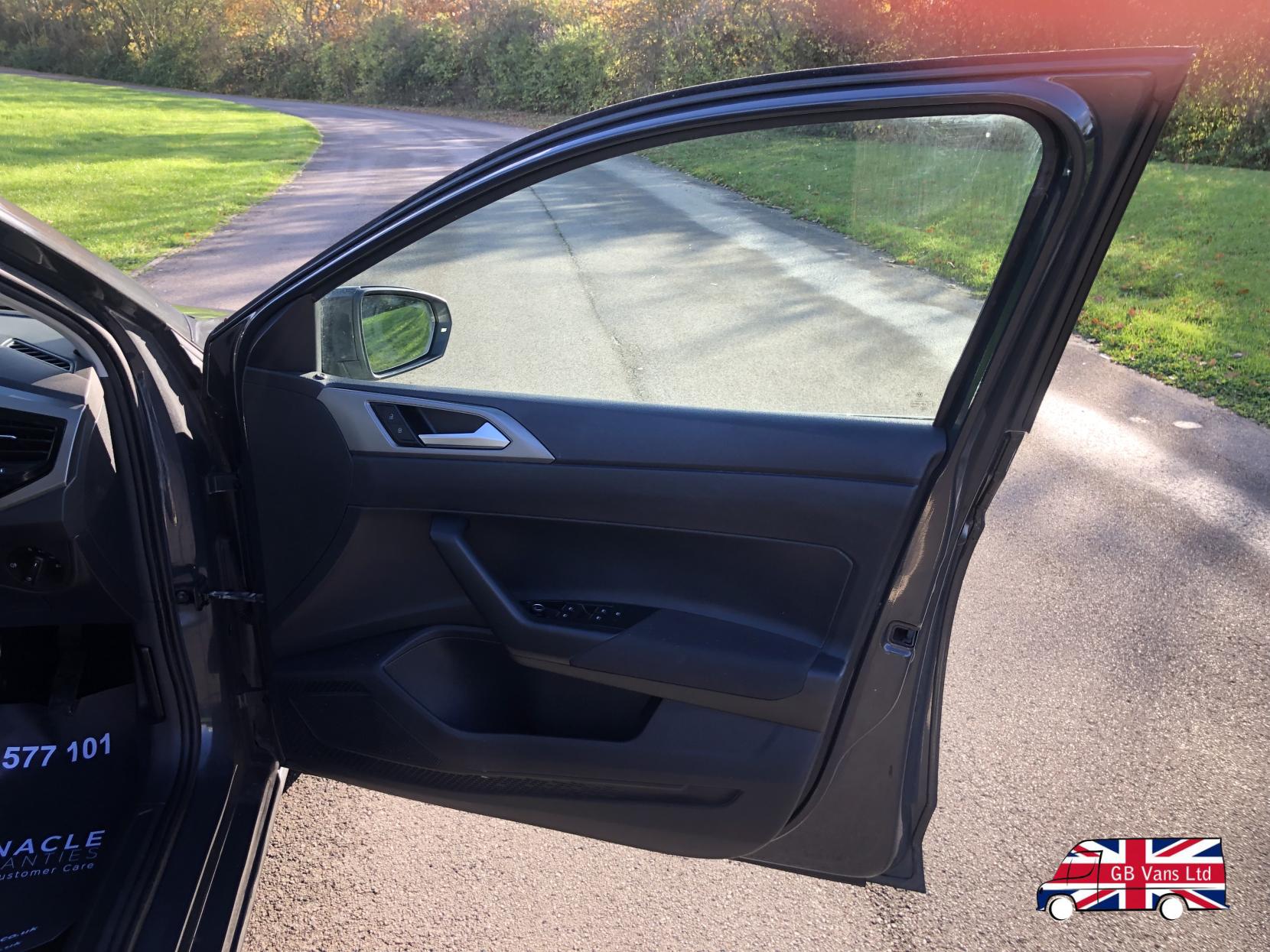 Volkswagen Polo 1.0 EVO SE Hatchback 5dr Petrol Manual Euro 6 (s/s) (65 ps)