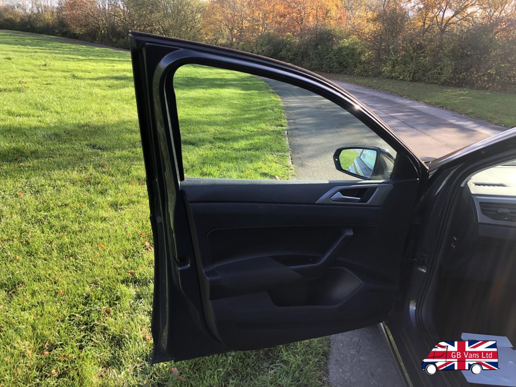 Volkswagen Polo 1.0 EVO SE Hatchback 5dr Petrol Manual Euro 6 (s/s) (65 ps)