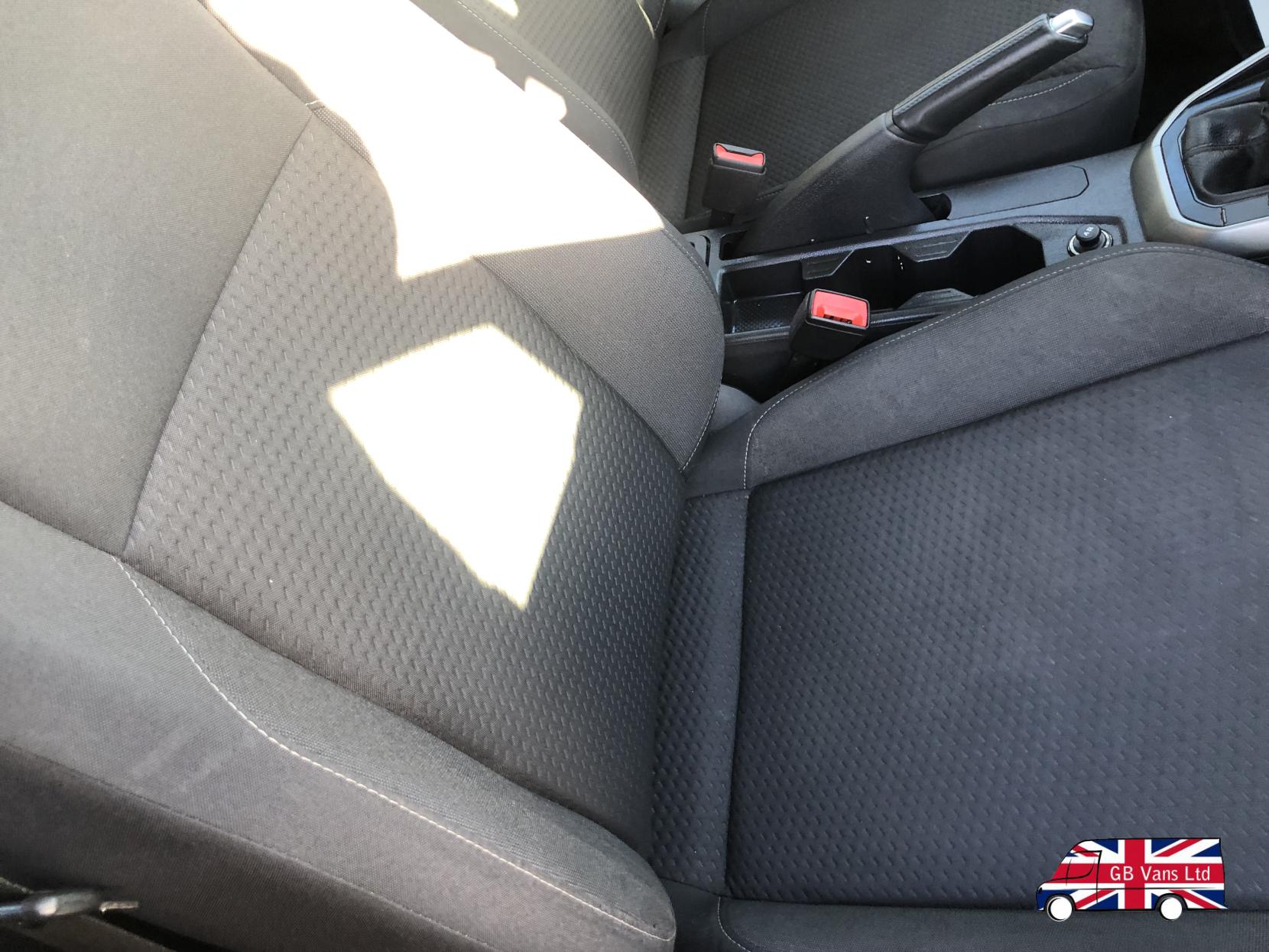 Volkswagen Polo 1.0 EVO SE Hatchback 5dr Petrol Manual Euro 6 (s/s) (65 ps)