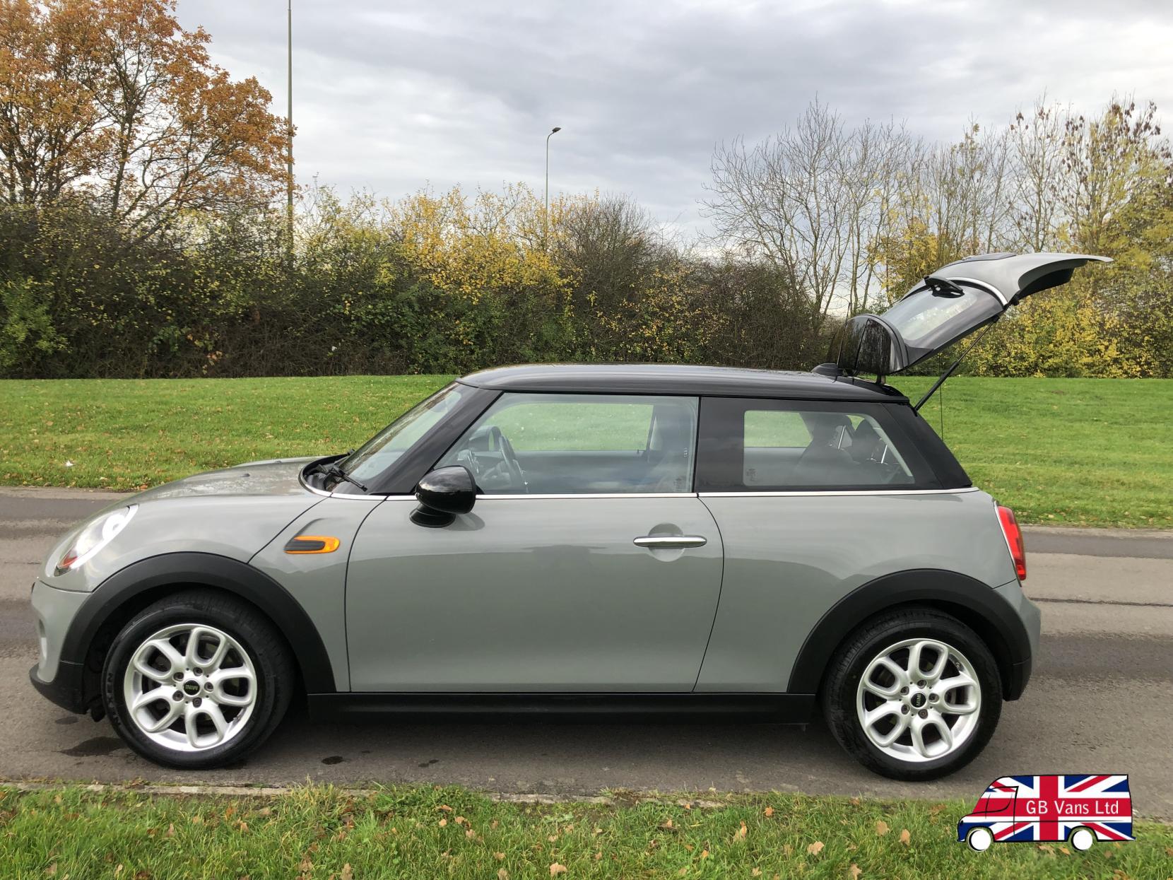 MINI Hatch 1.5 Cooper Hatchback 3dr Petrol Manual Euro 6 (s/s) (136 ps)