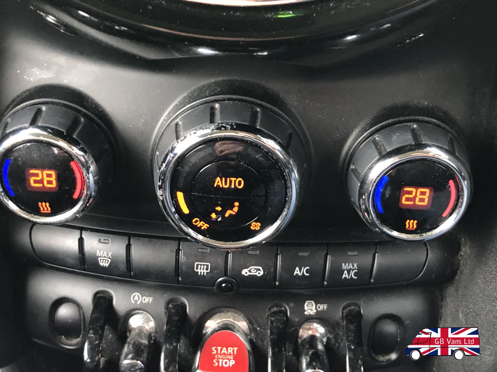 MINI Hatch 1.5 Cooper Hatchback 3dr Petrol Manual Euro 6 (s/s) (136 ps)