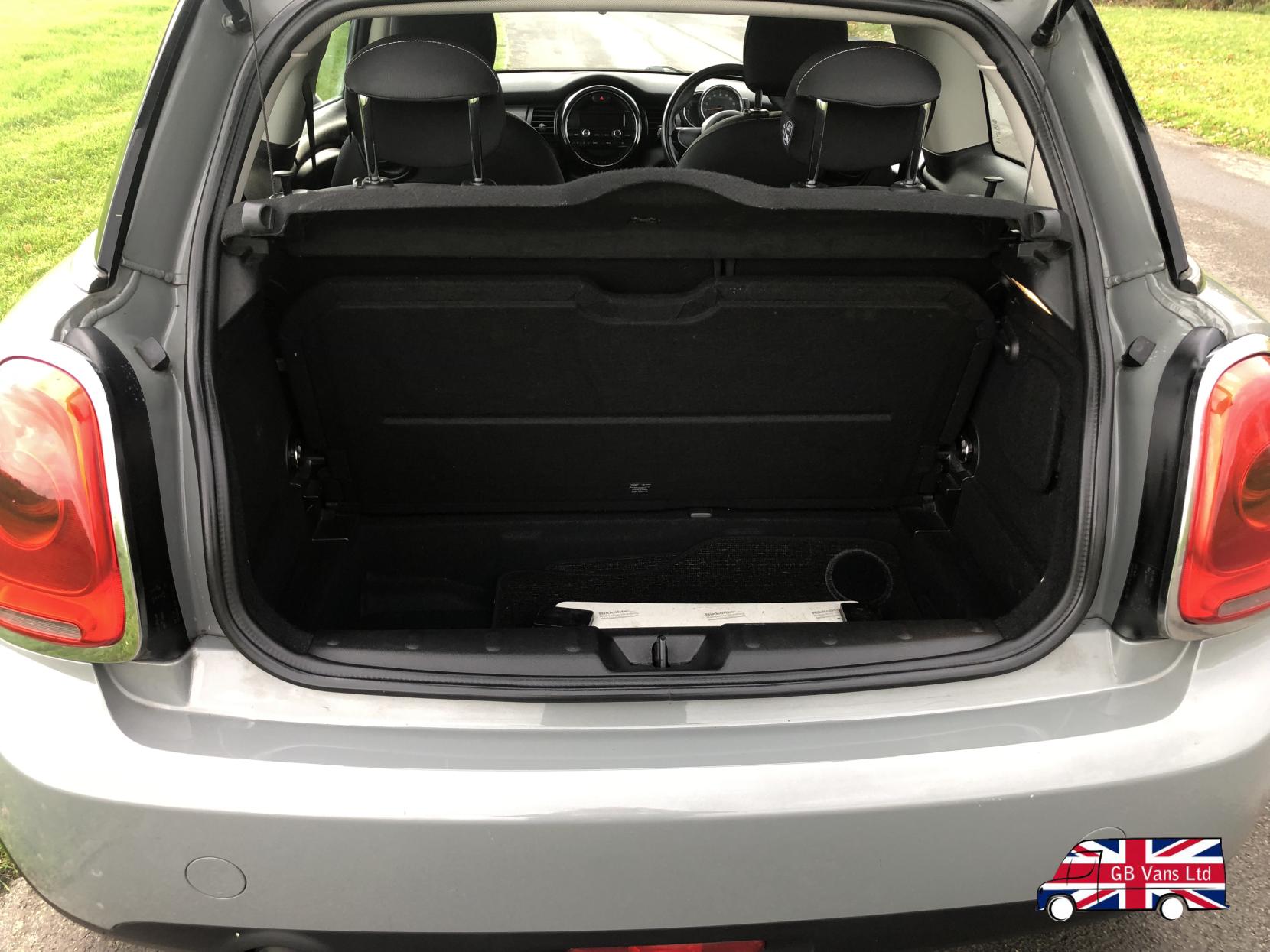 MINI Hatch 1.5 Cooper Hatchback 3dr Petrol Manual Euro 6 (s/s) (136 ps)