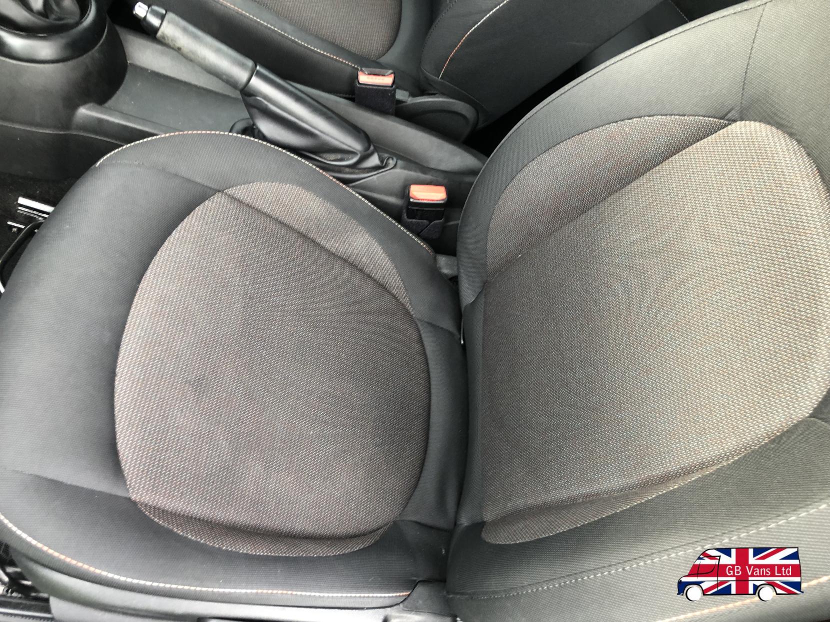 MINI Hatch 1.5 Cooper Hatchback 3dr Petrol Manual Euro 6 (s/s) (136 ps)