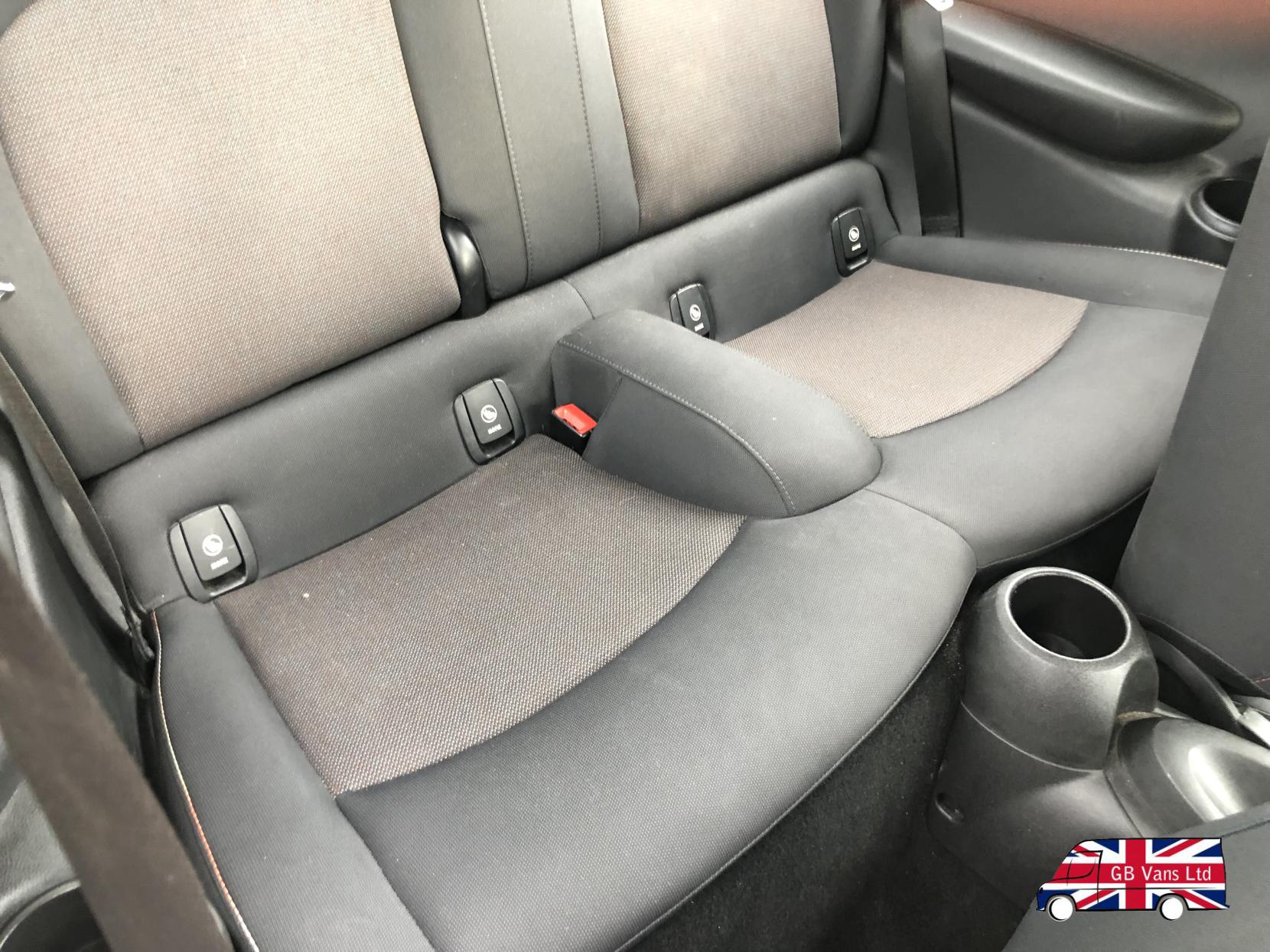 MINI Hatch 1.5 Cooper Hatchback 3dr Petrol Manual Euro 6 (s/s) (136 ps)