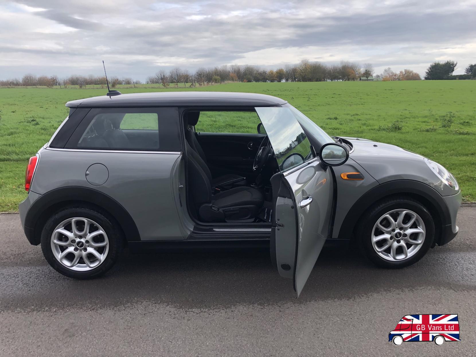 MINI Hatch 1.5 Cooper Hatchback 3dr Petrol Manual Euro 6 (s/s) (136 ps)
