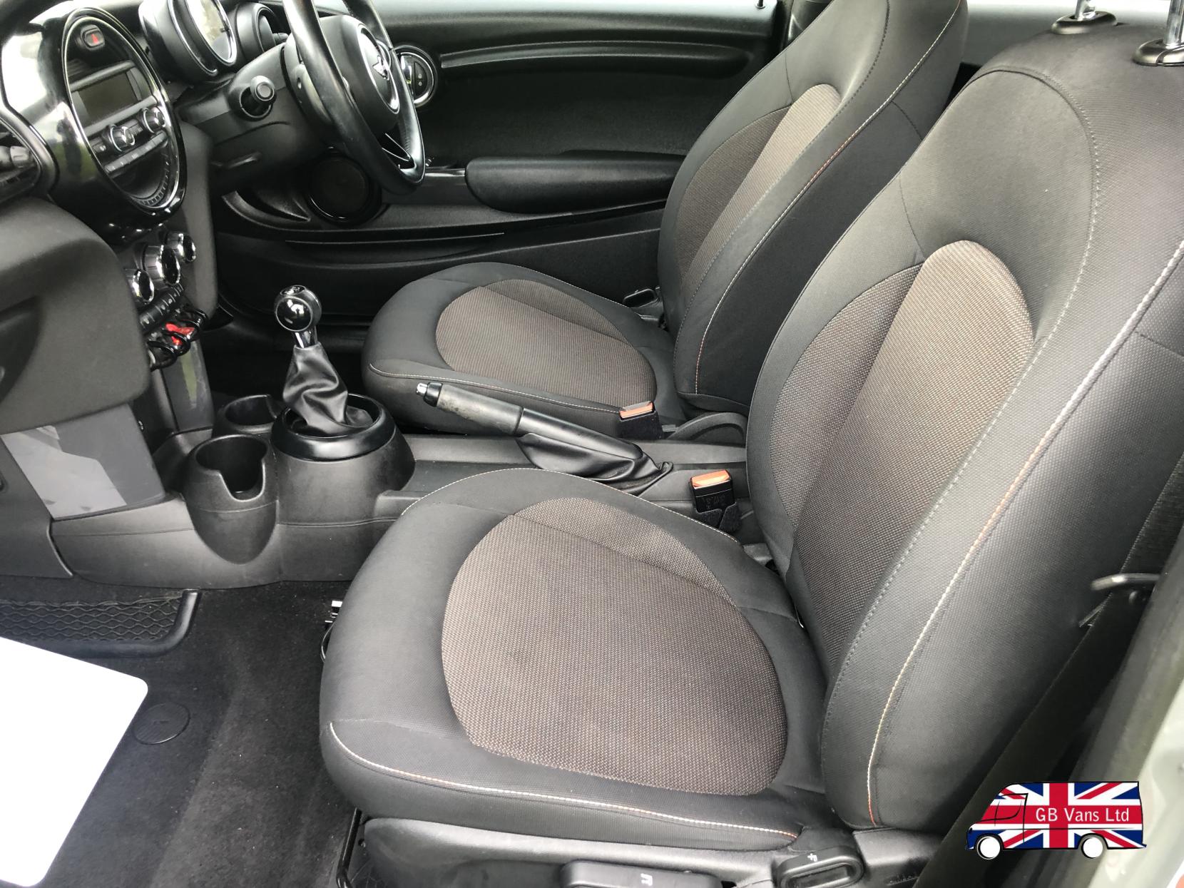 MINI Hatch 1.5 Cooper Hatchback 3dr Petrol Manual Euro 6 (s/s) (136 ps)