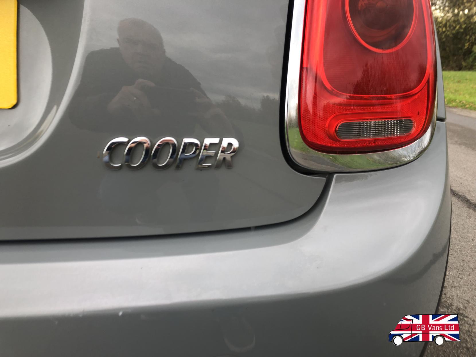 MINI Hatch 1.5 Cooper Hatchback 3dr Petrol Manual Euro 6 (s/s) (136 ps)