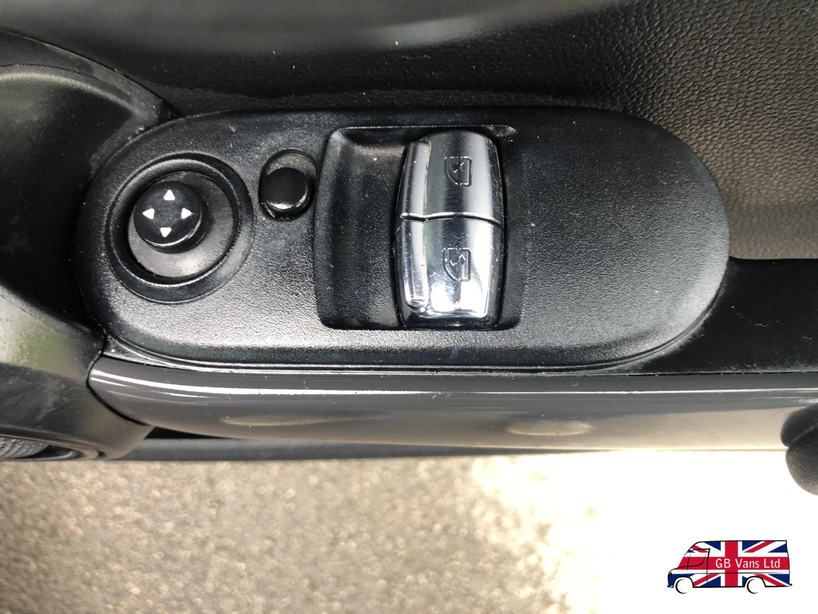 MINI Hatch 1.5 Cooper Hatchback 3dr Petrol Manual Euro 6 (s/s) (136 ps)