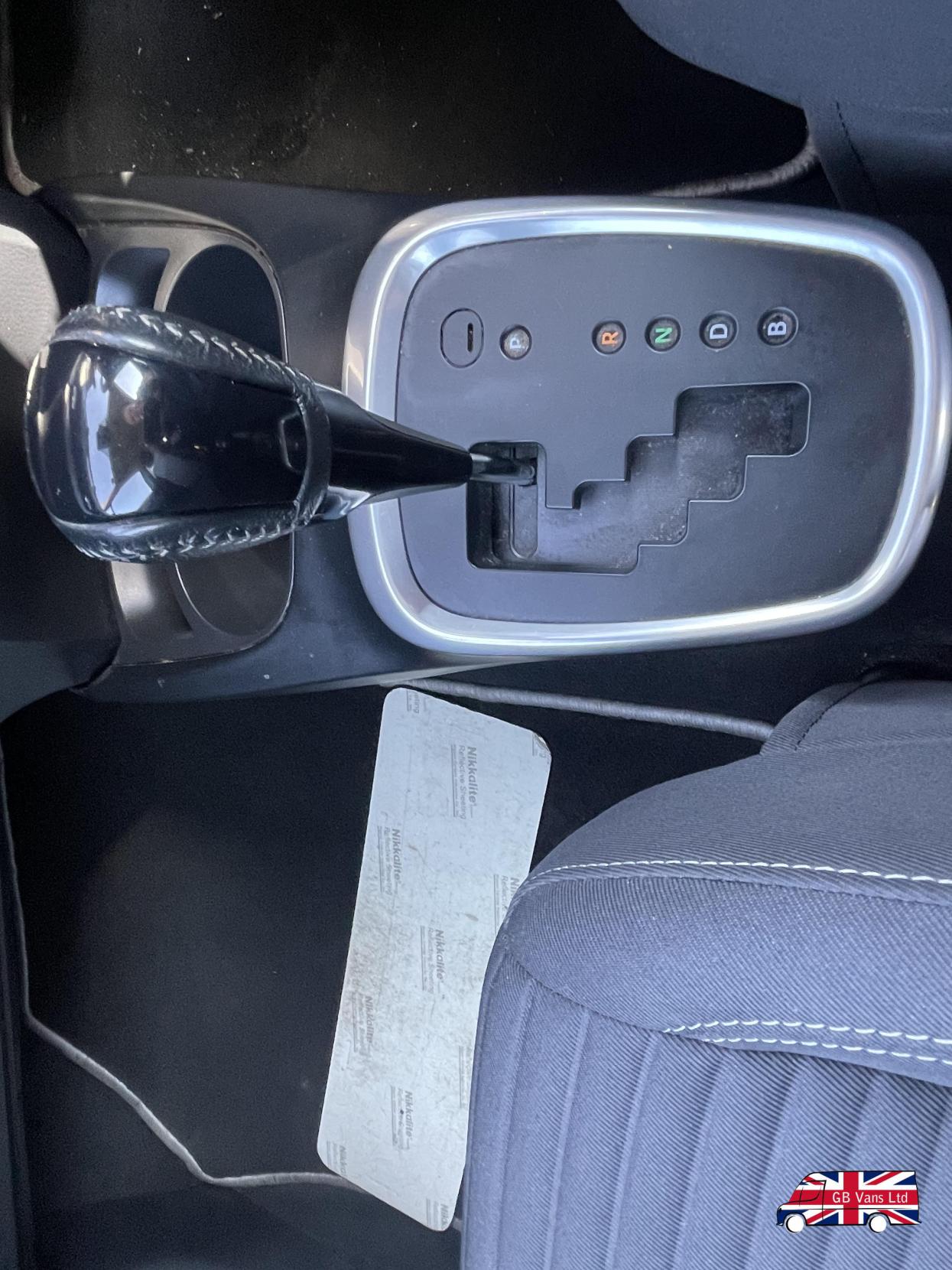 Toyota Yaris 1.5 VVT-h Icon Tech Hatchback 5dr Petrol Hybrid E-CVT Euro 6 (s/s) (100 ps)