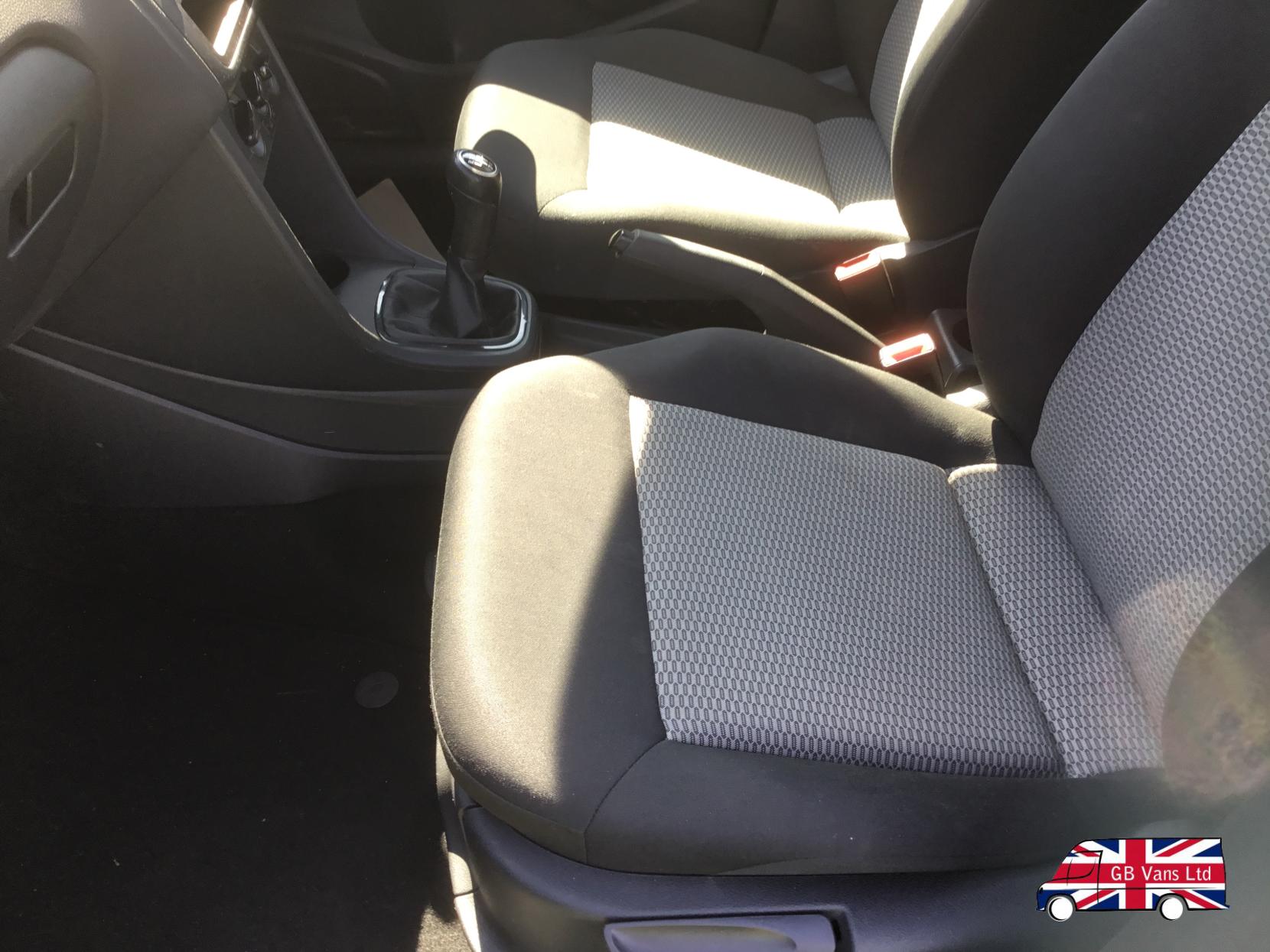 Volkswagen Polo 1.2 S Hatchback 5dr Petrol Manual Euro 5 (A/C) (60 ps)