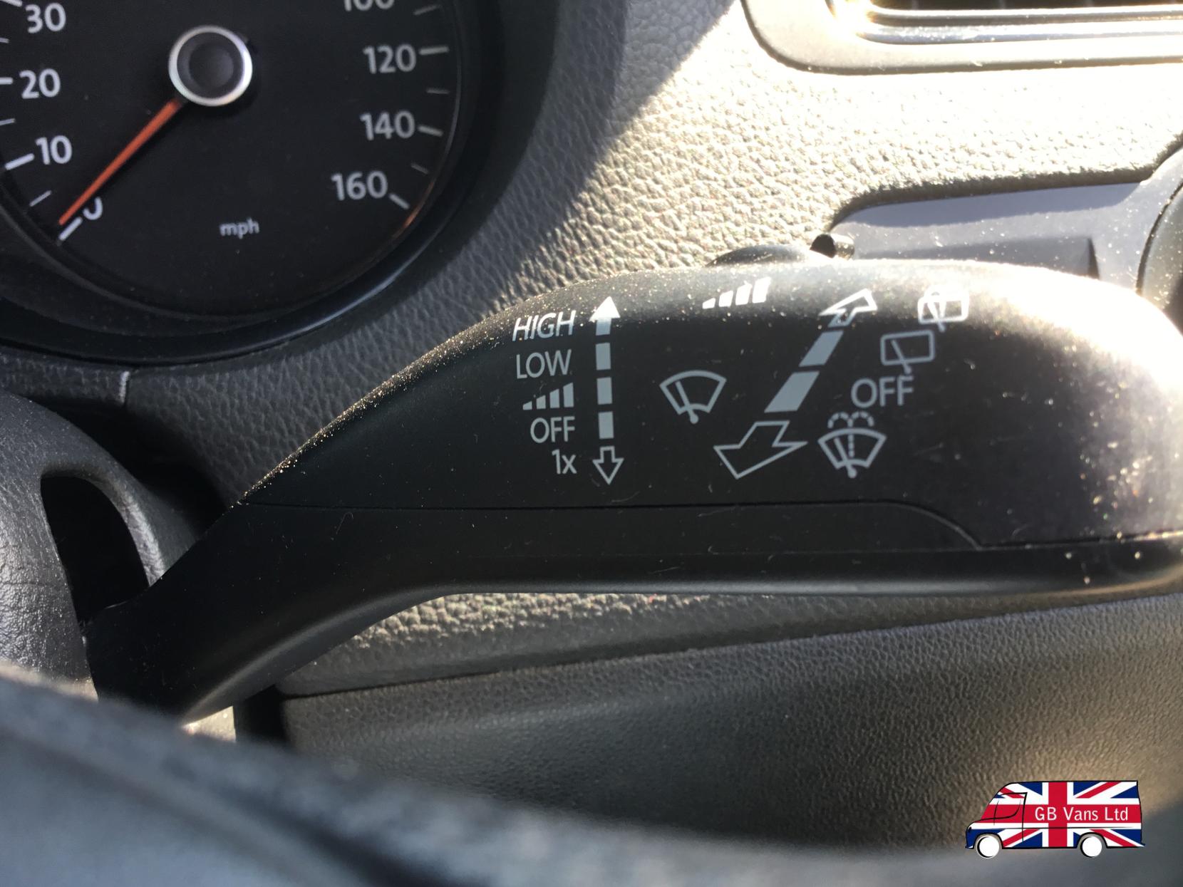 Volkswagen Polo 1.2 S Hatchback 5dr Petrol Manual Euro 5 (A/C) (60 ps)