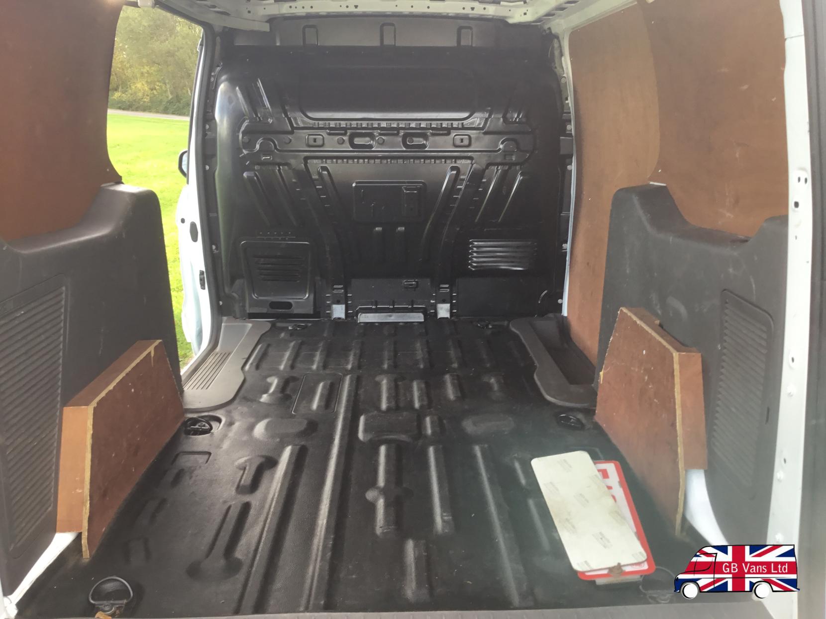 Ford Transit Connect 1.5 240 EcoBlue Limited Panel Van 5dr Diesel Manual L2 Euro 6 (s/s) (120 ps)