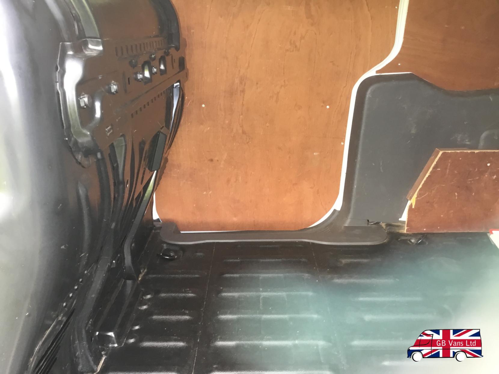 Ford Transit Connect 1.5 240 EcoBlue Limited Panel Van 5dr Diesel Manual L2 Euro 6 (s/s) (120 ps)