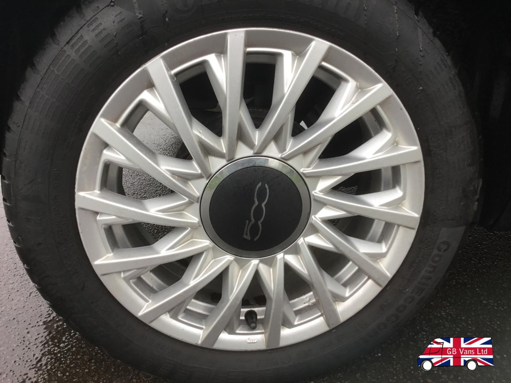 Fiat 500 1.2 Lounge Hatchback 3dr Petrol Manual Euro 6 (s/s) (69 bhp)