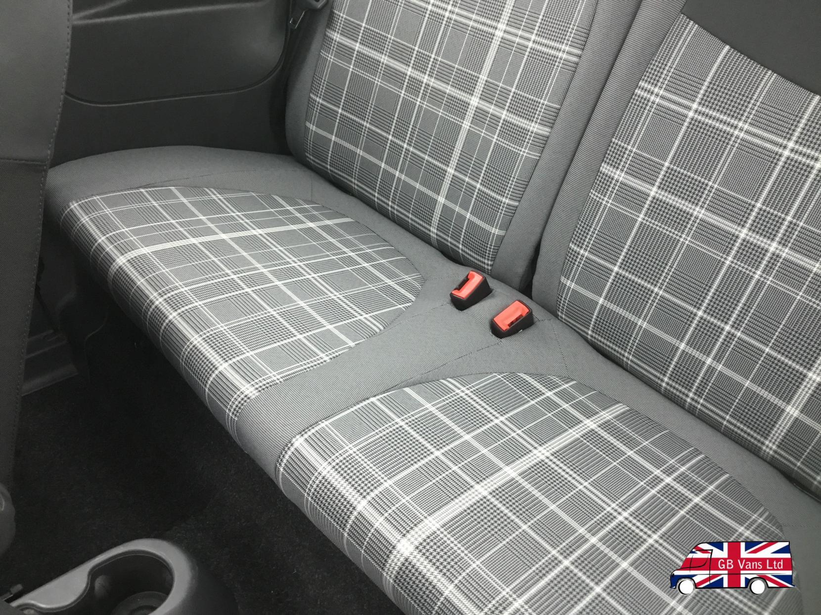 Fiat 500 1.2 Lounge Hatchback 3dr Petrol Manual Euro 6 (s/s) (69 bhp)