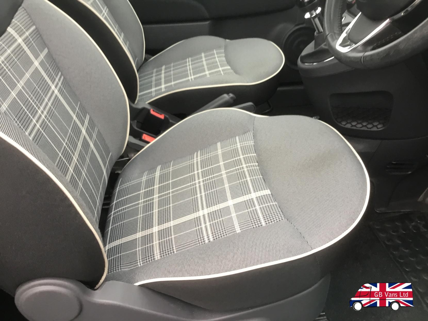 Fiat 500 1.2 Lounge Hatchback 3dr Petrol Manual Euro 6 (s/s) (69 bhp)