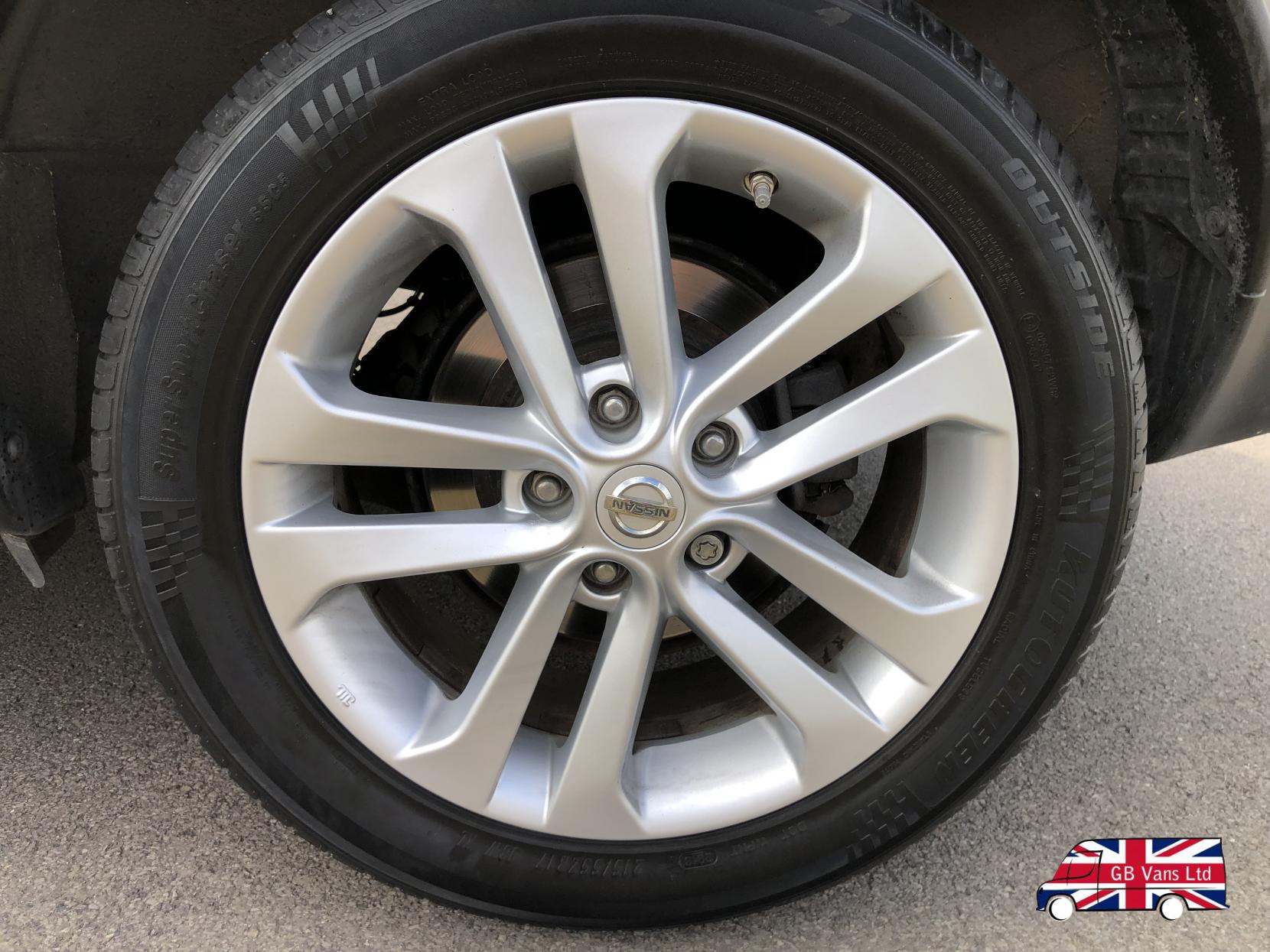 Nissan Juke 1.2 DIG-T Acenta SUV 5dr Petrol Manual Euro 5 (s/s) Euro 5 (115 ps)