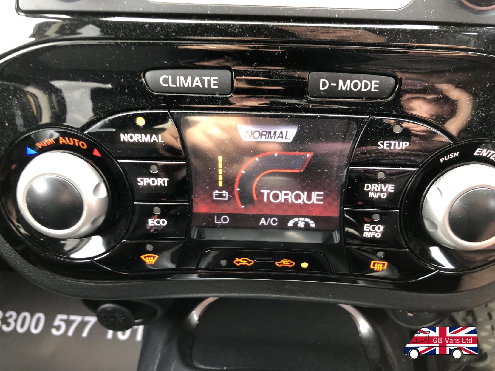 Nissan Juke 1.2 DIG-T Acenta SUV 5dr Petrol Manual Euro 5 (s/s) Euro 5 (115 ps)