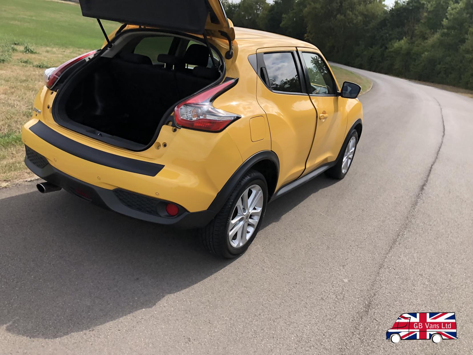 Nissan Juke 1.2 DIG-T Acenta SUV 5dr Petrol Manual Euro 5 (s/s) Euro 5 (115 ps)