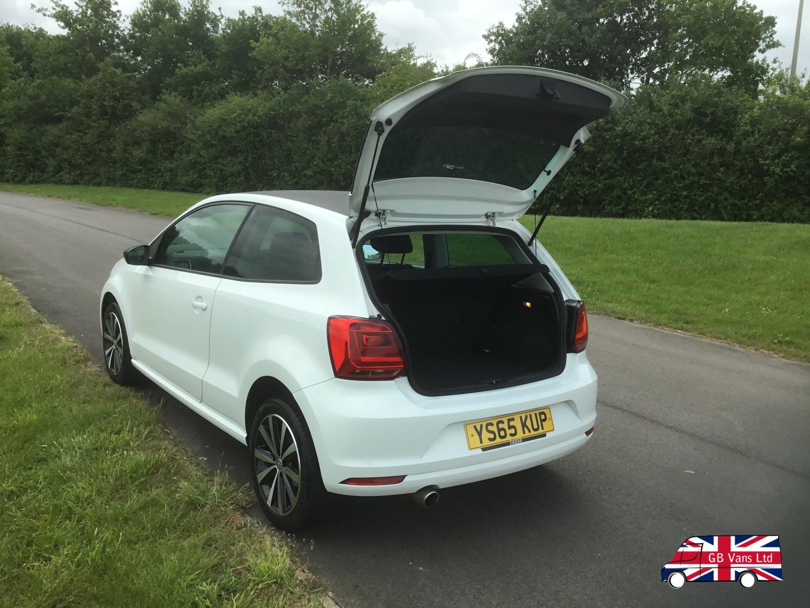 Volkswagen Polo 1.2 TSI BlueMotion Tech SE Hatchback 3dr Petrol Manual Euro 6 (s/s) (90 ps)