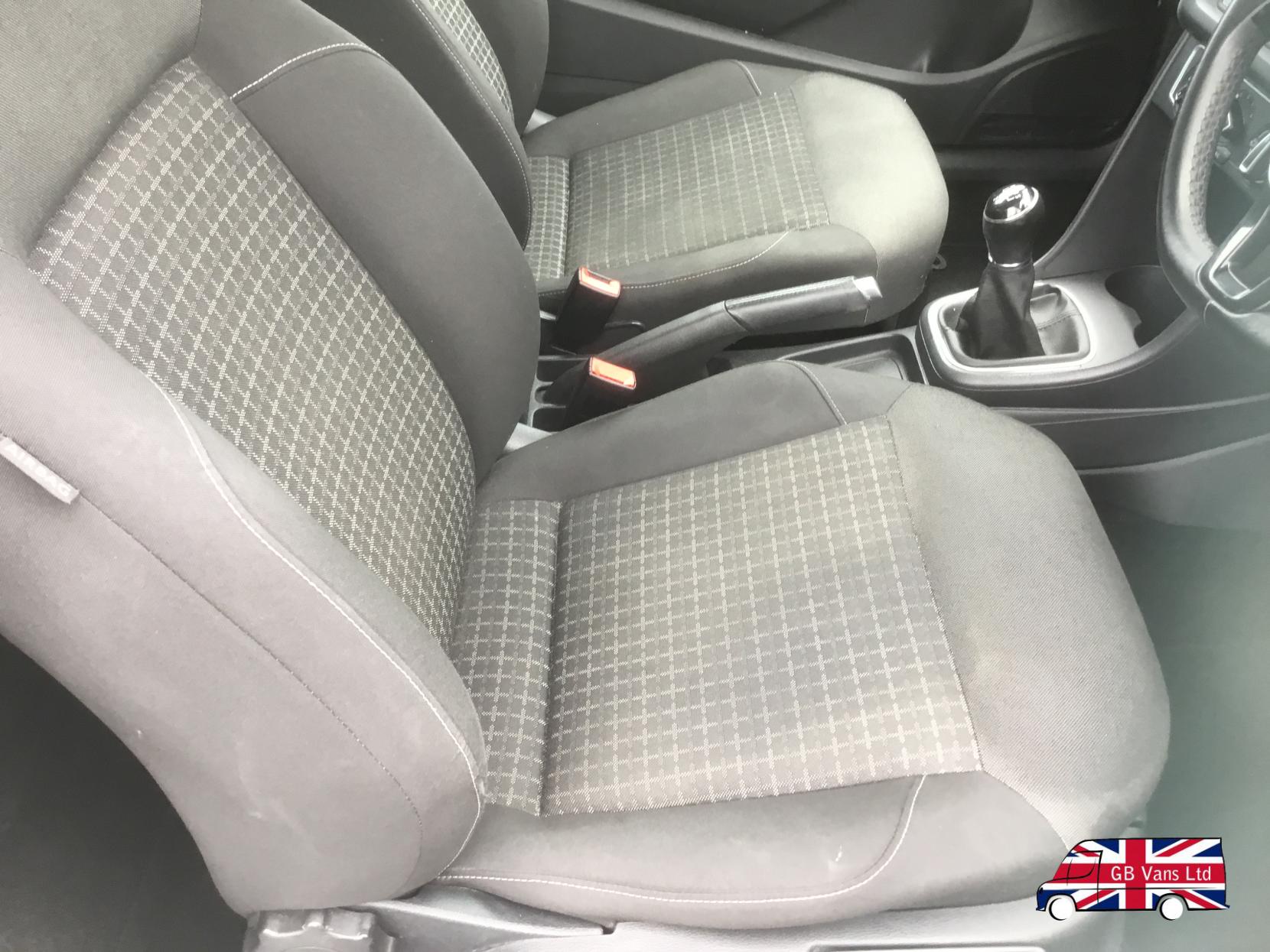 Volkswagen Polo 1.2 TSI BlueMotion Tech SE Hatchback 3dr Petrol Manual Euro 6 (s/s) (90 ps)
