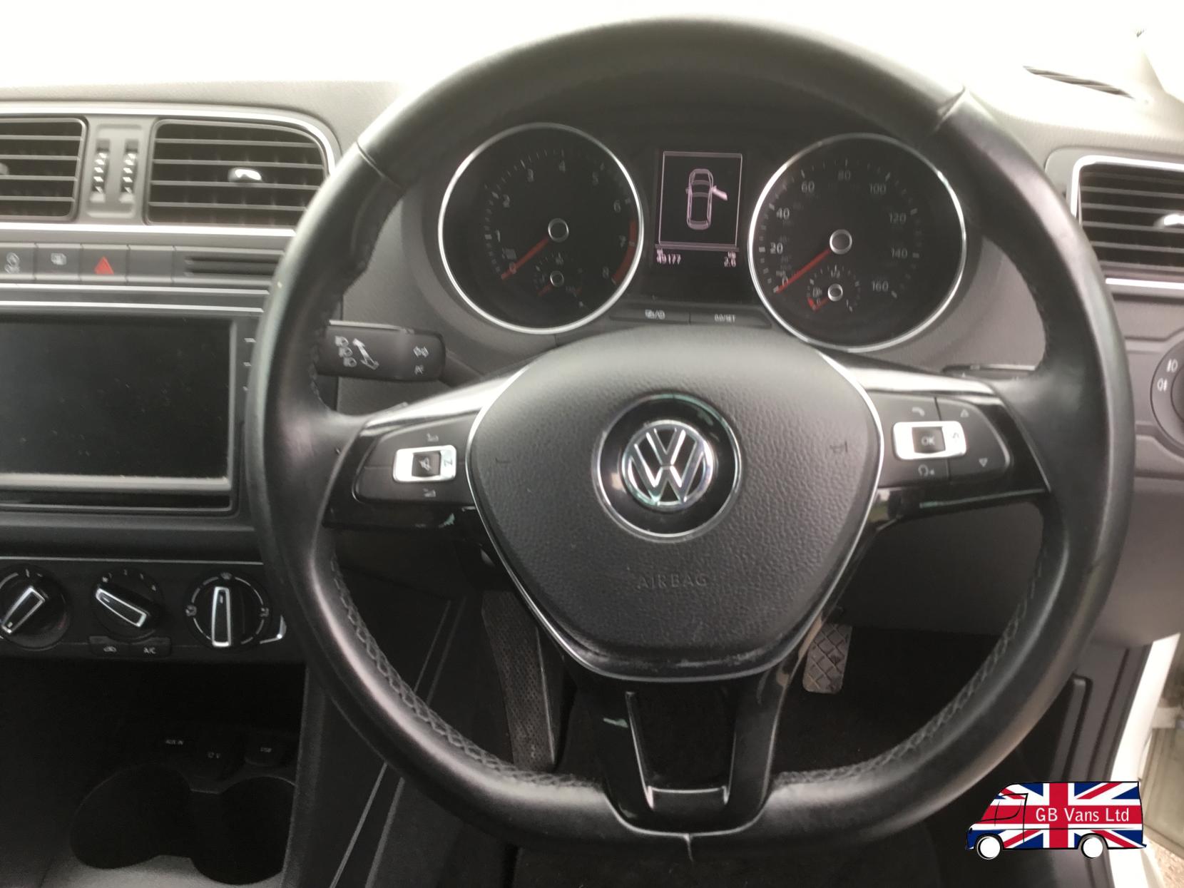 Volkswagen Polo 1.2 TSI BlueMotion Tech SE Hatchback 3dr Petrol Manual Euro 6 (s/s) (90 ps)