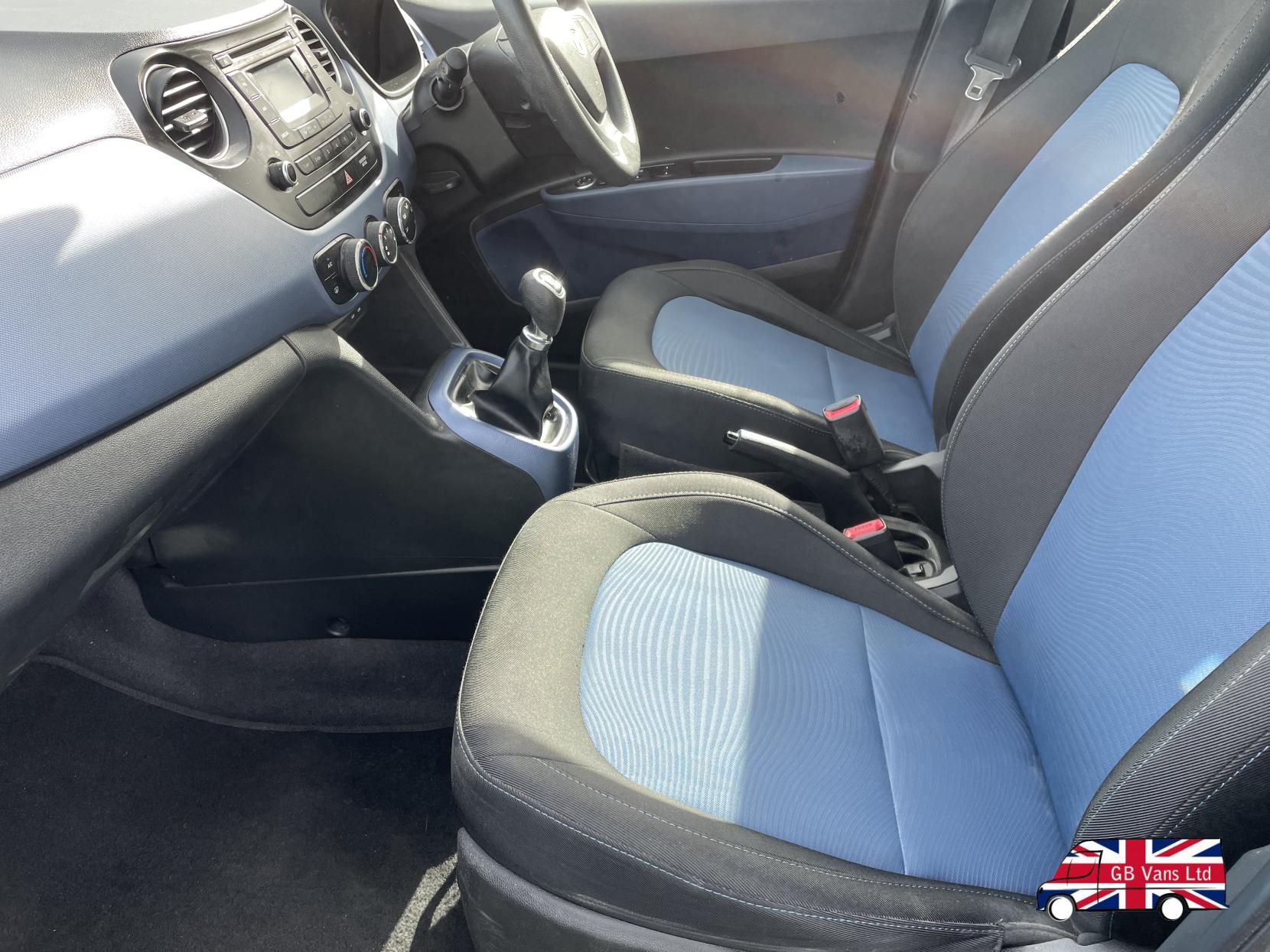 Hyundai i10 1.0 SE Hatchback 5dr Petrol Manual Euro 5 (66 ps)