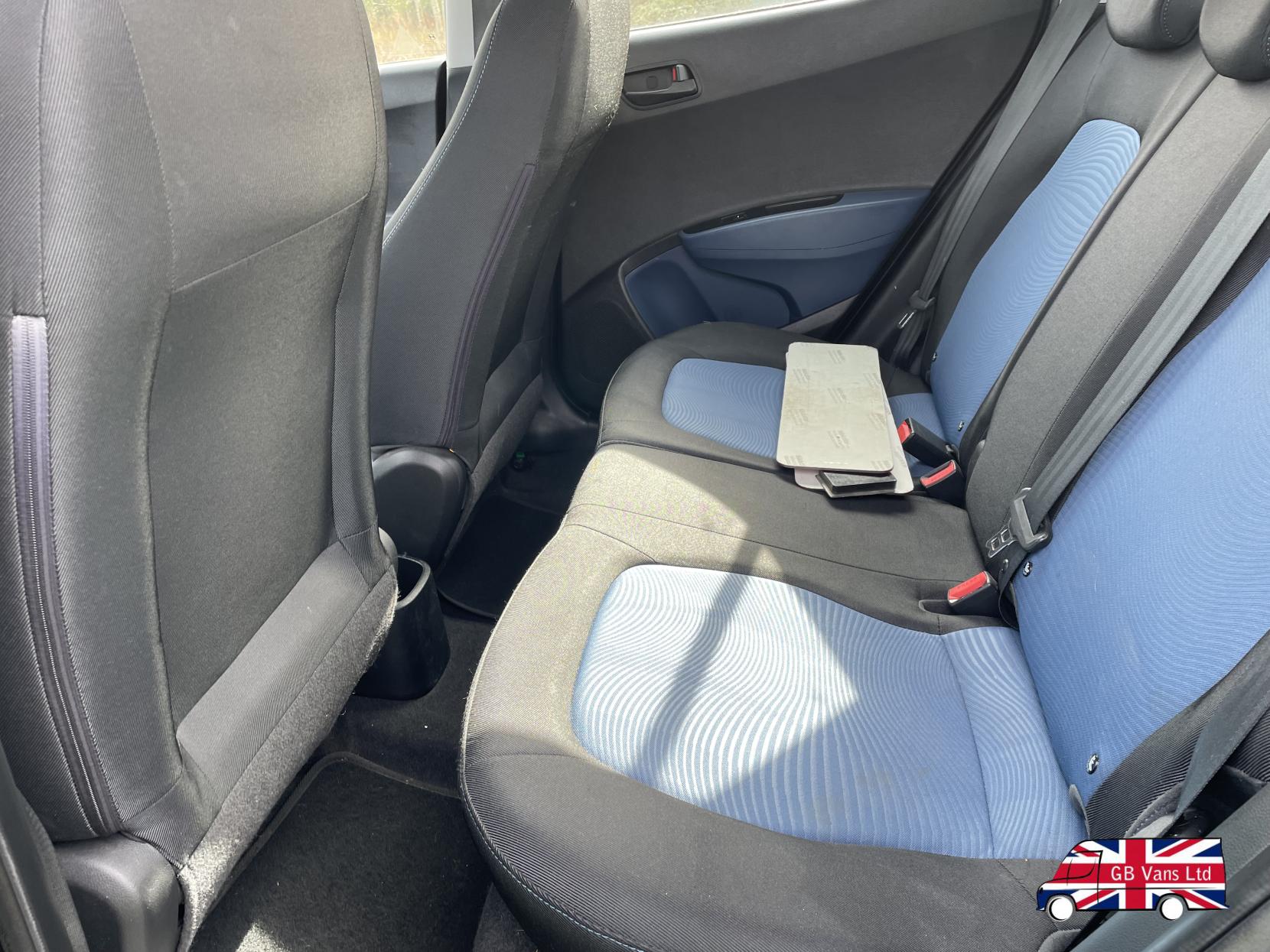 Hyundai i10 1.0 SE Hatchback 5dr Petrol Manual Euro 5 (66 ps)