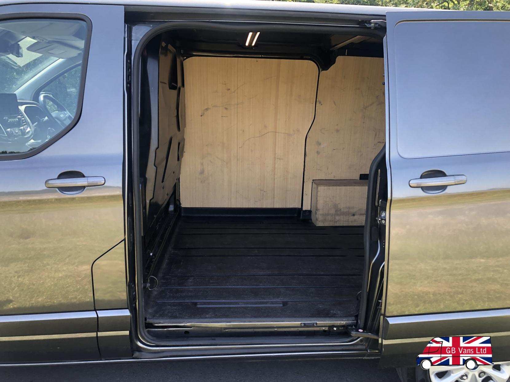 Ford Transit Custom 2.0 340 EcoBlue Limited Panel Van 5dr Diesel Manual L1 H1 Euro 6 (s/s) (170 ps)