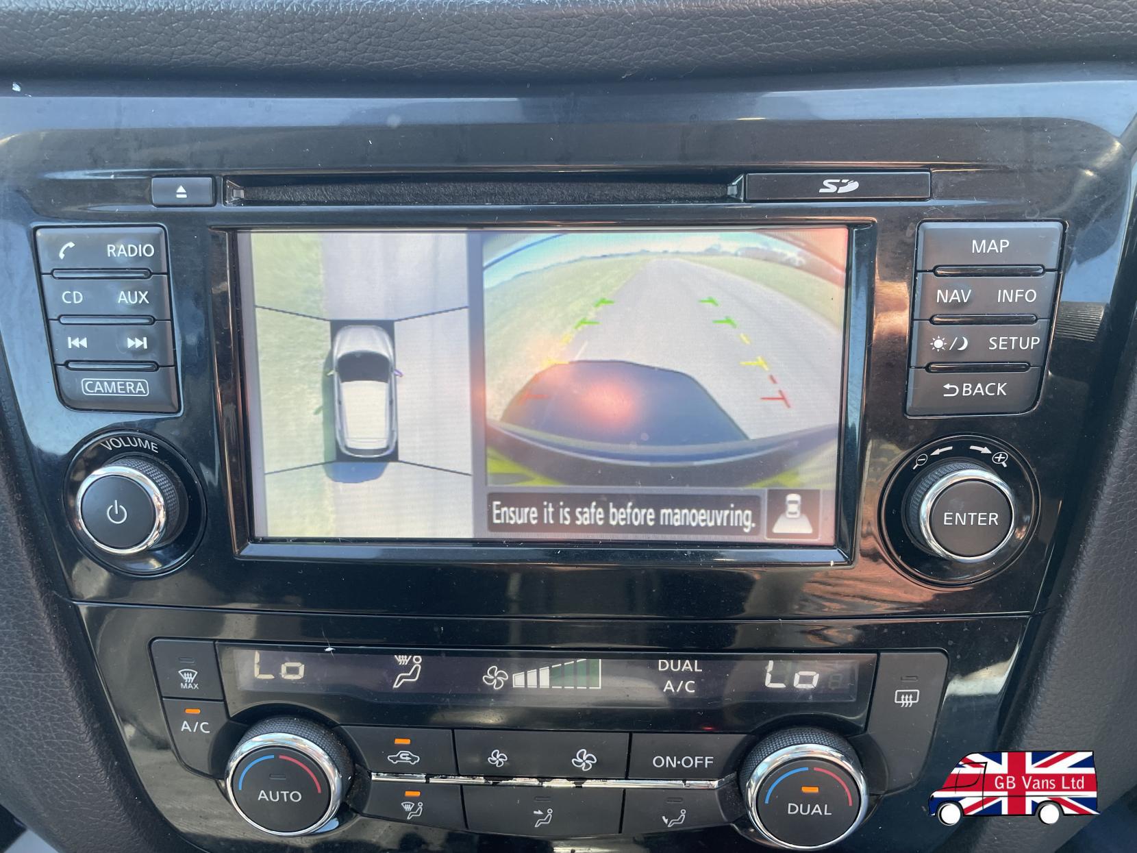 Nissan Qashqai 1.2 DIG-T N-Connecta SUV 5dr Petrol Manual 2WD Euro 6 (s/s) (115 ps)