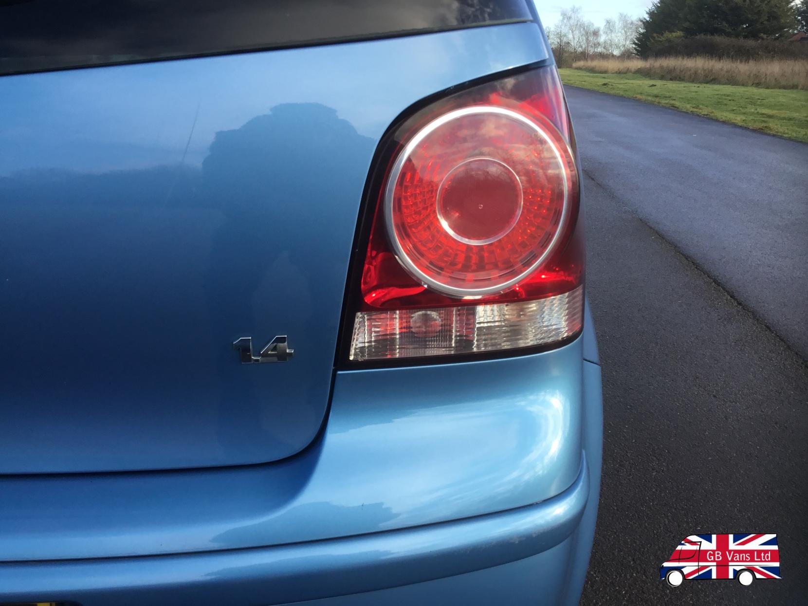 Volkswagen Polo 1.4 SE Hatchback 5dr Petrol Manual (150 g/km, 79 bhp)